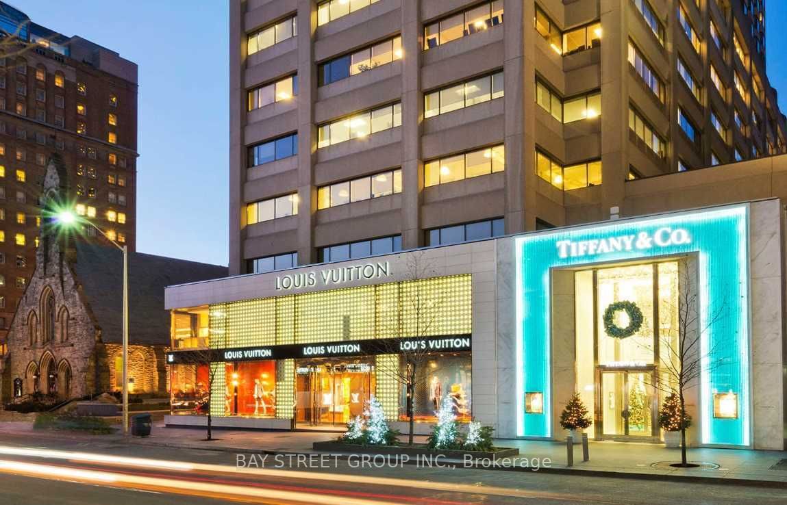 42 Charles St E, #2908