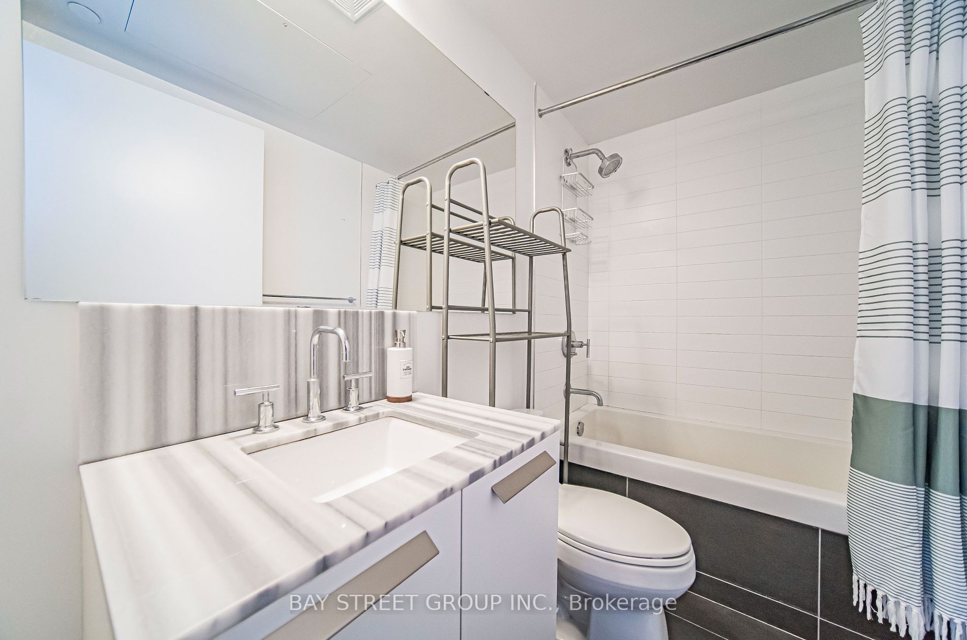 42 Charles St E, #2908