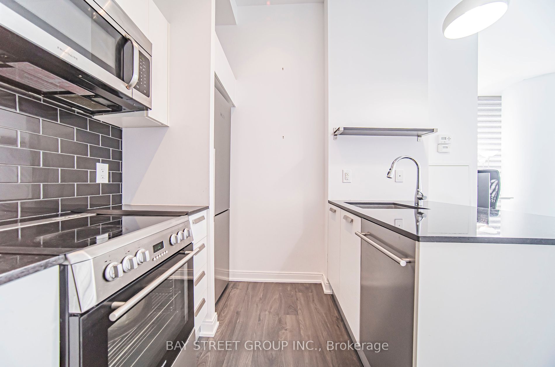 42 Charles St E, #2908