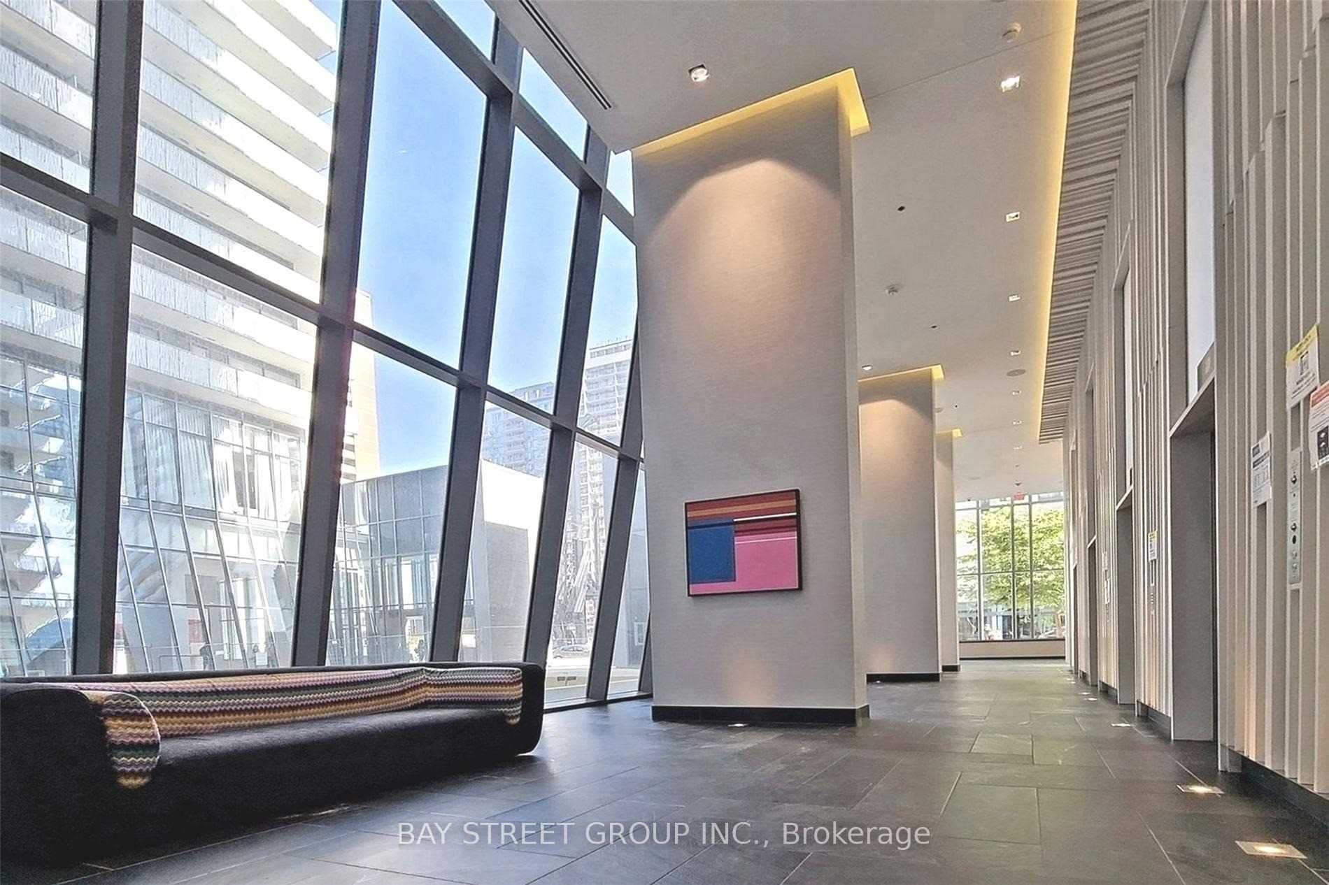 42 Charles St E, #2908