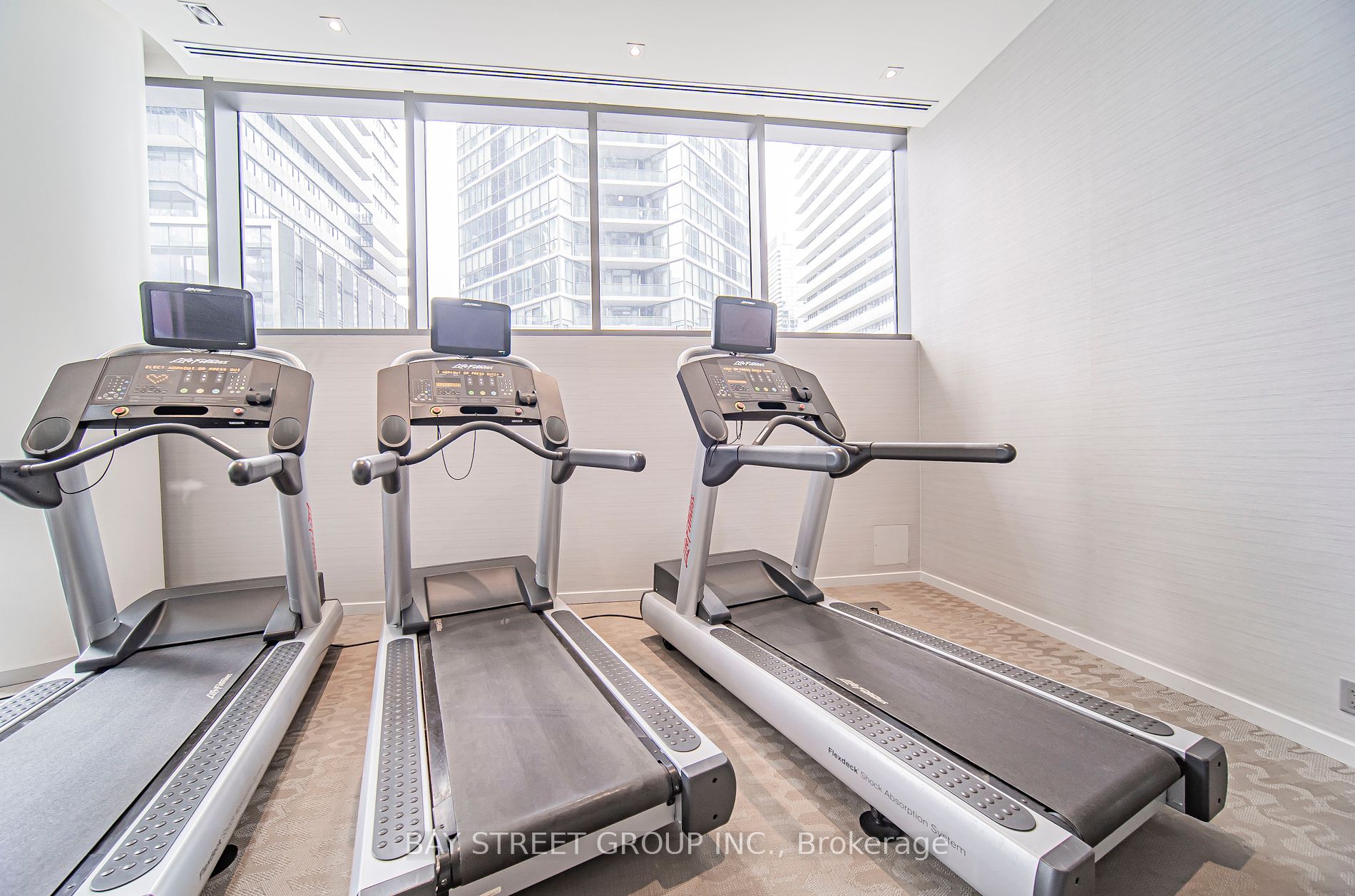 42 Charles St E, #2908