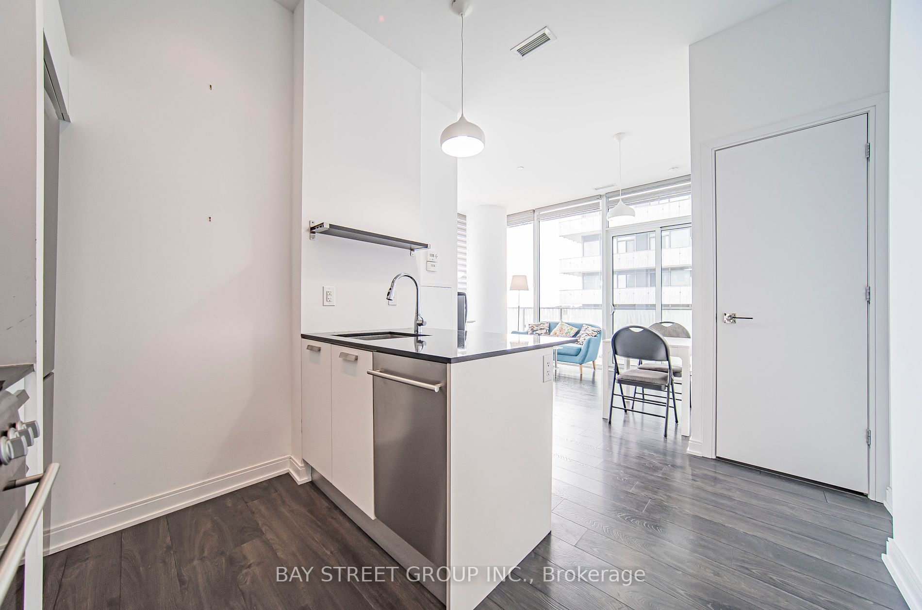 42 Charles St E, #2908