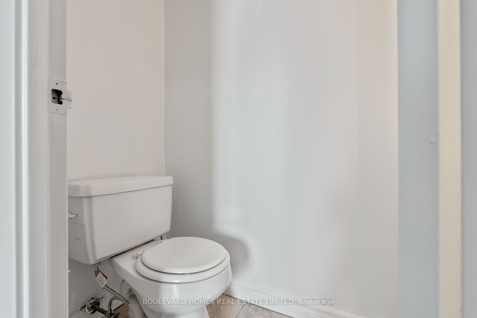 25 Sunrise Ave, #1408