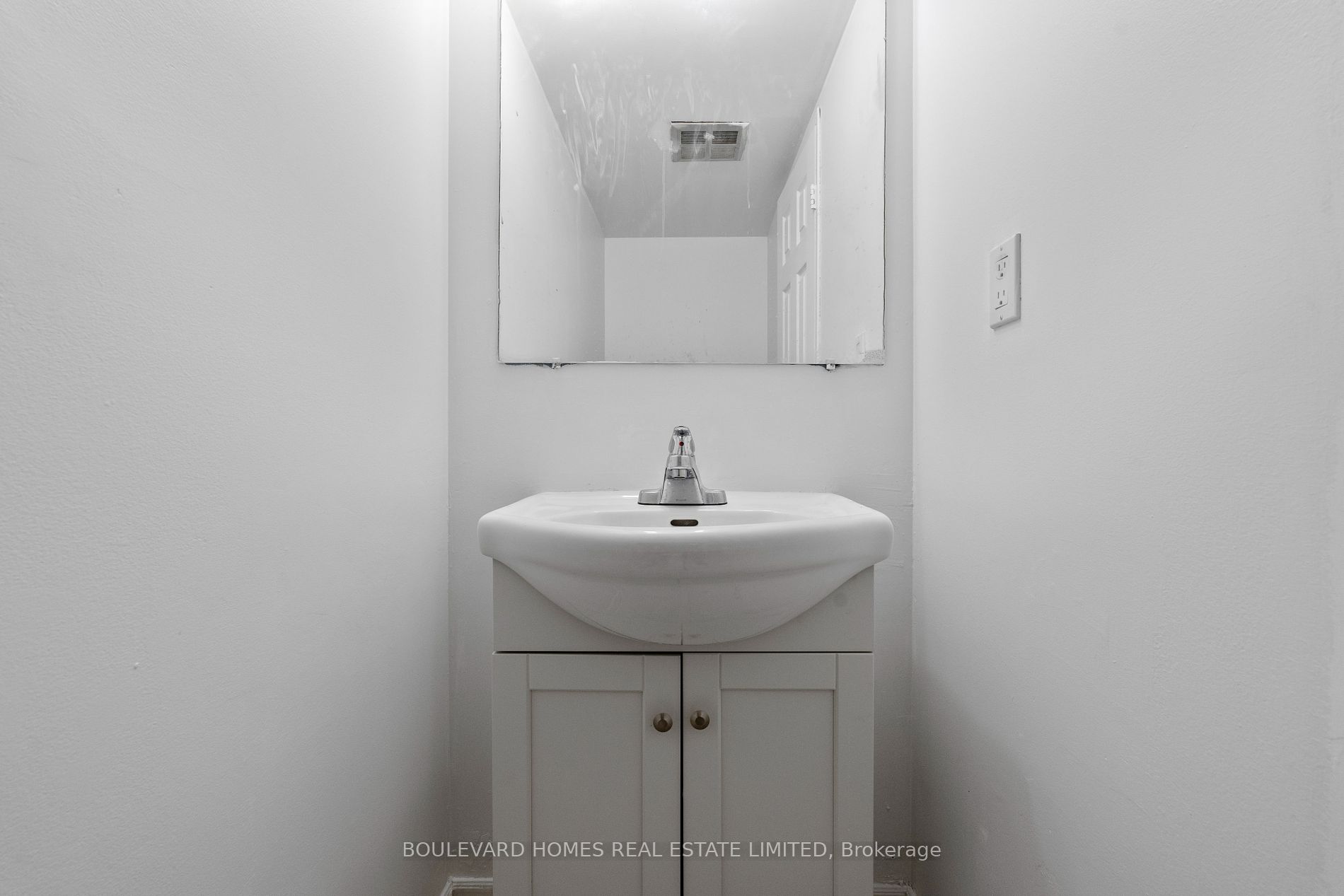 25 Sunrise Ave, #1408
