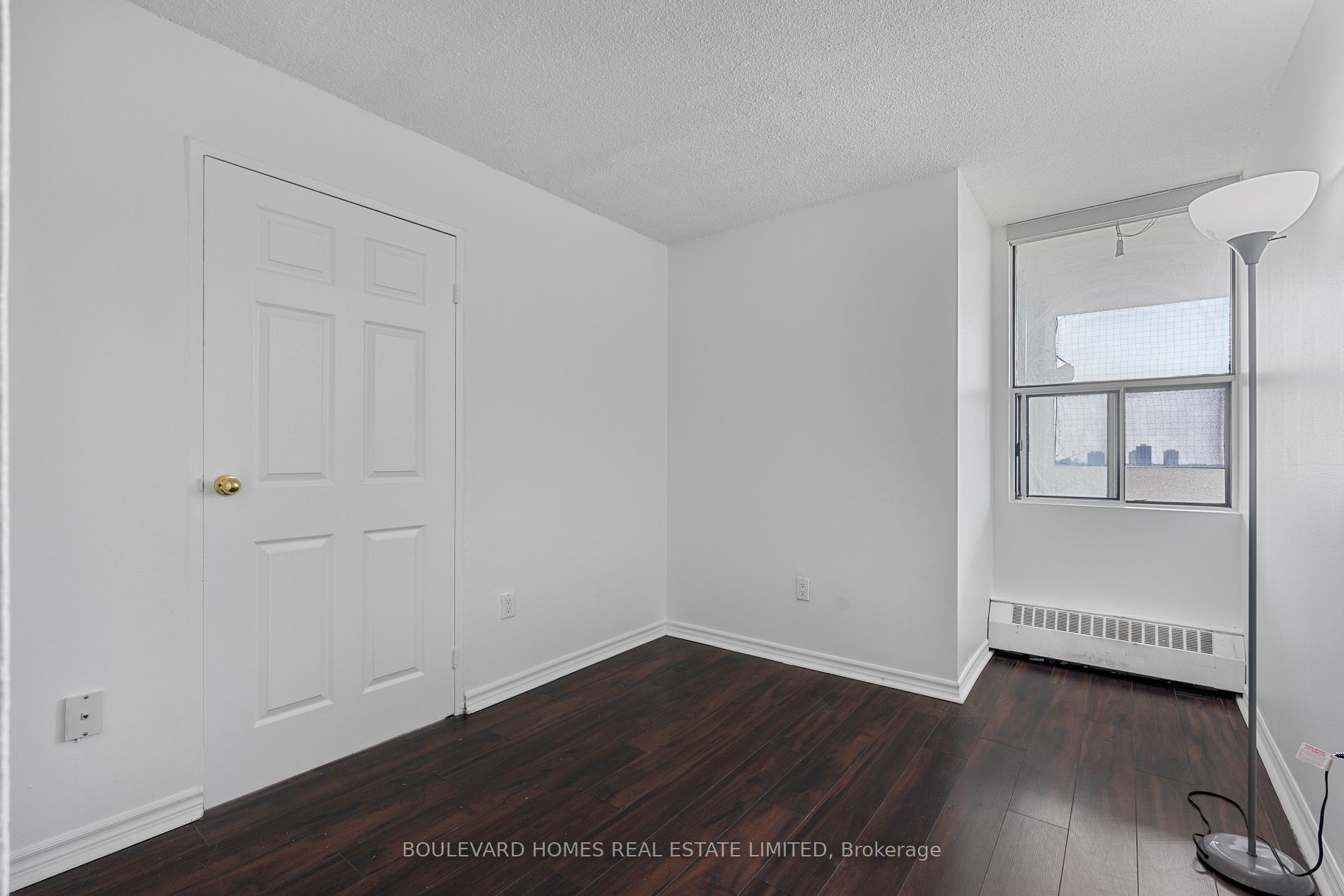 25 Sunrise Ave, #1408