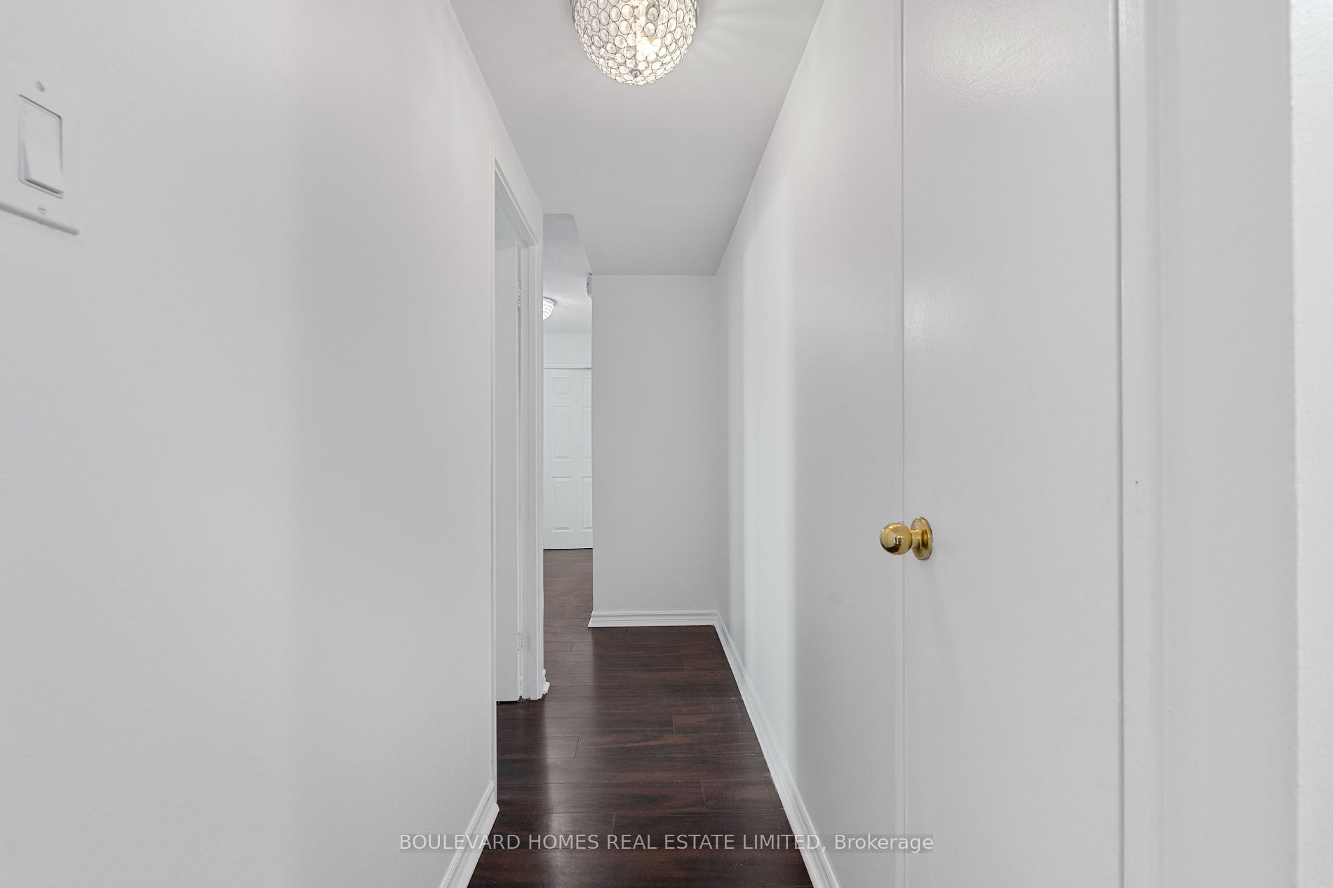 25 Sunrise Ave, #1408
