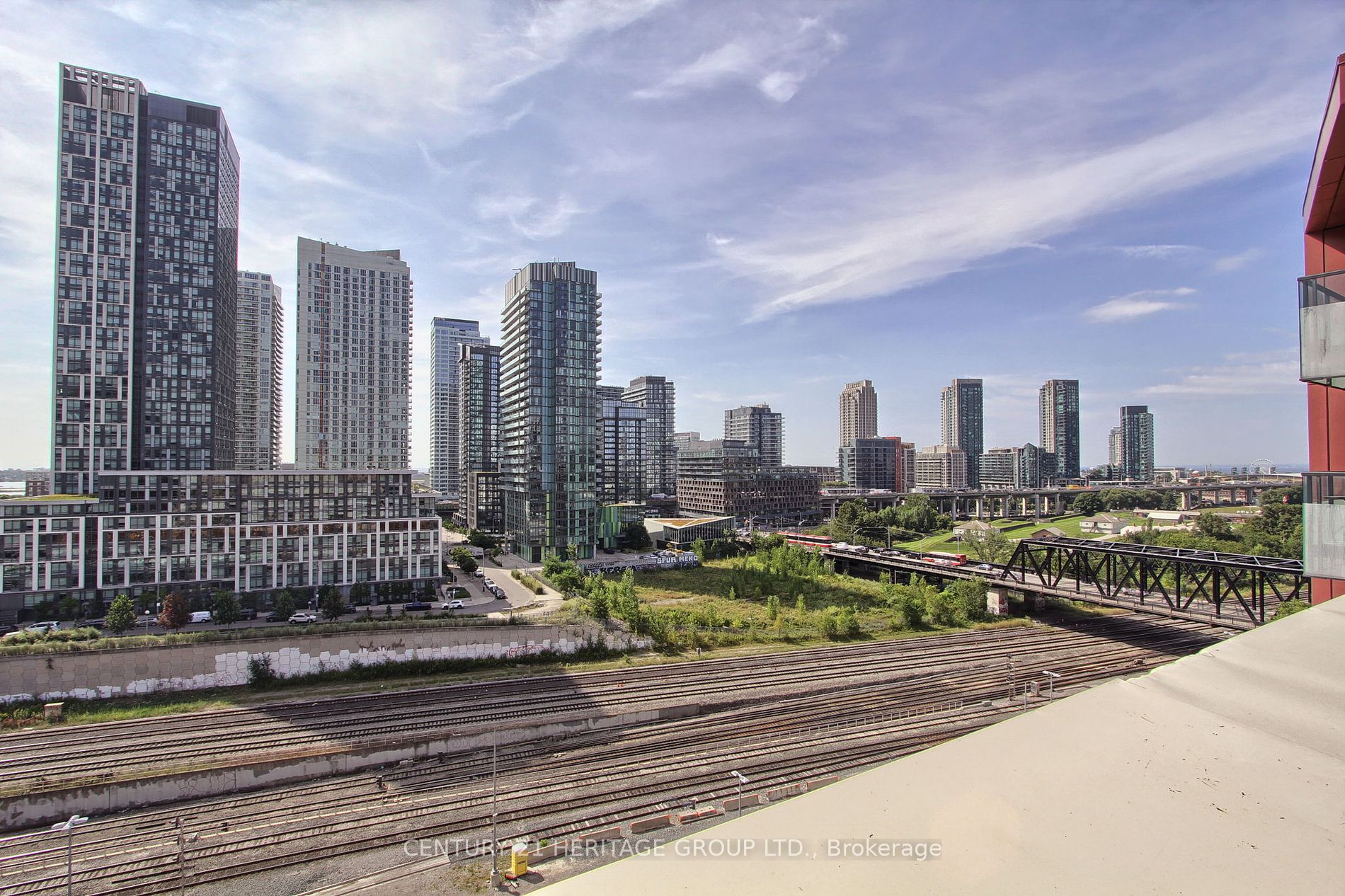 550 Front St W, #PH6