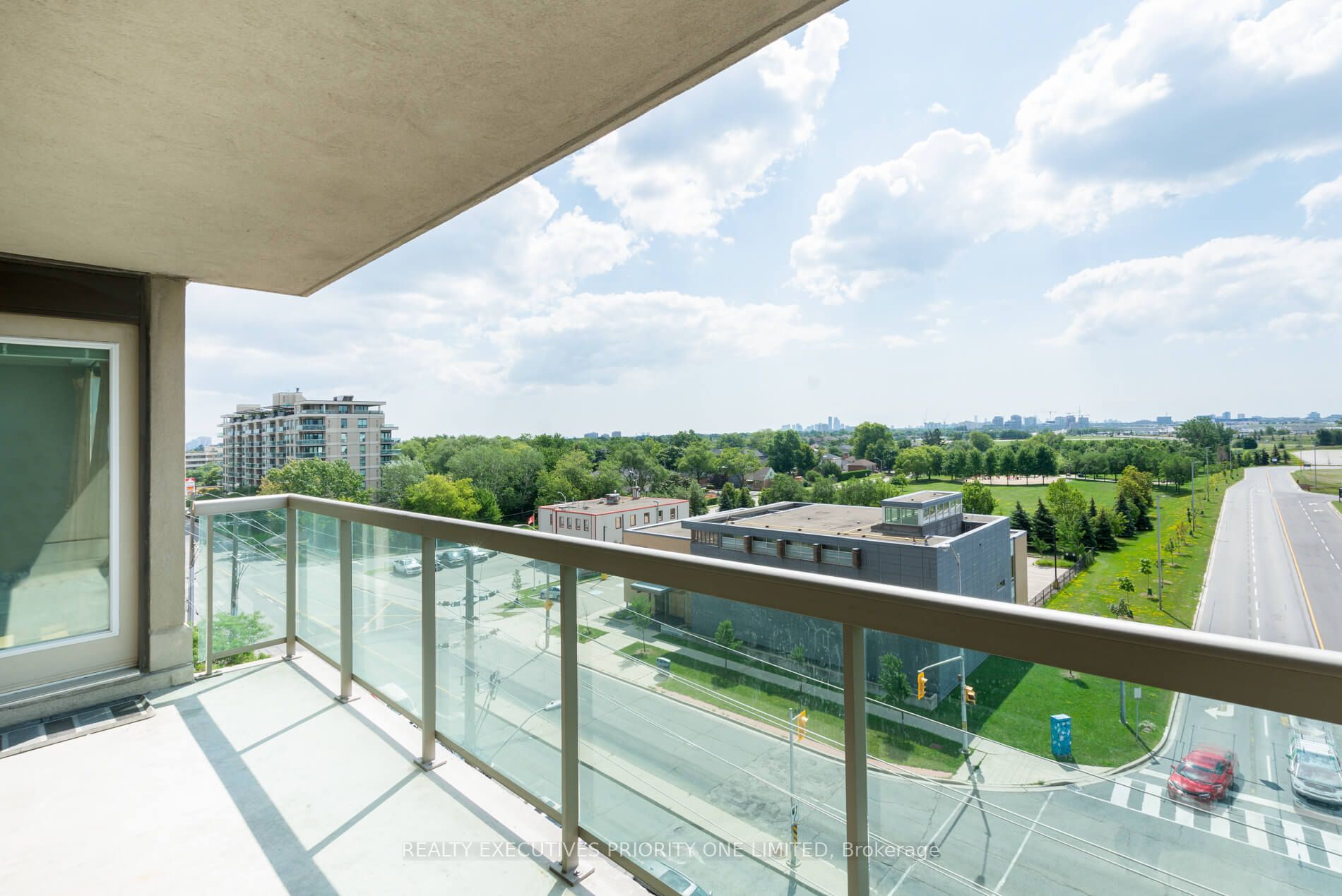 1030 Sheppard Ave W, #608