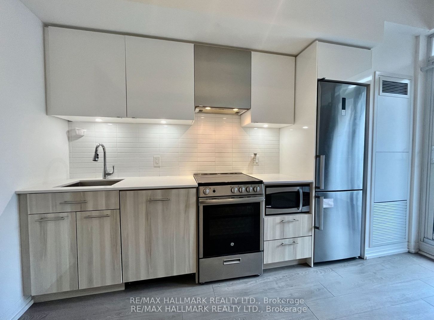 251 Jarvis St, #420