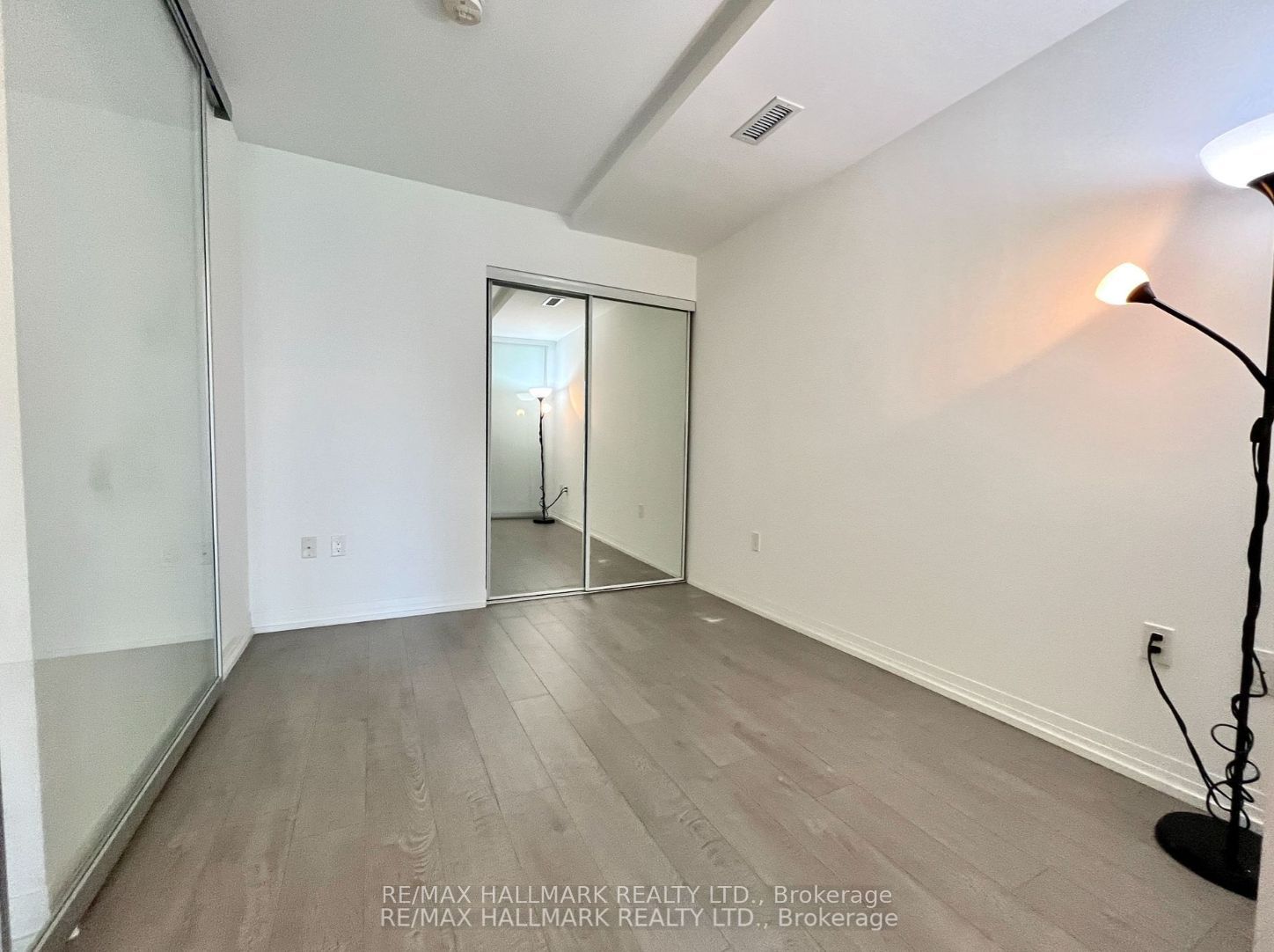 251 Jarvis St, #420