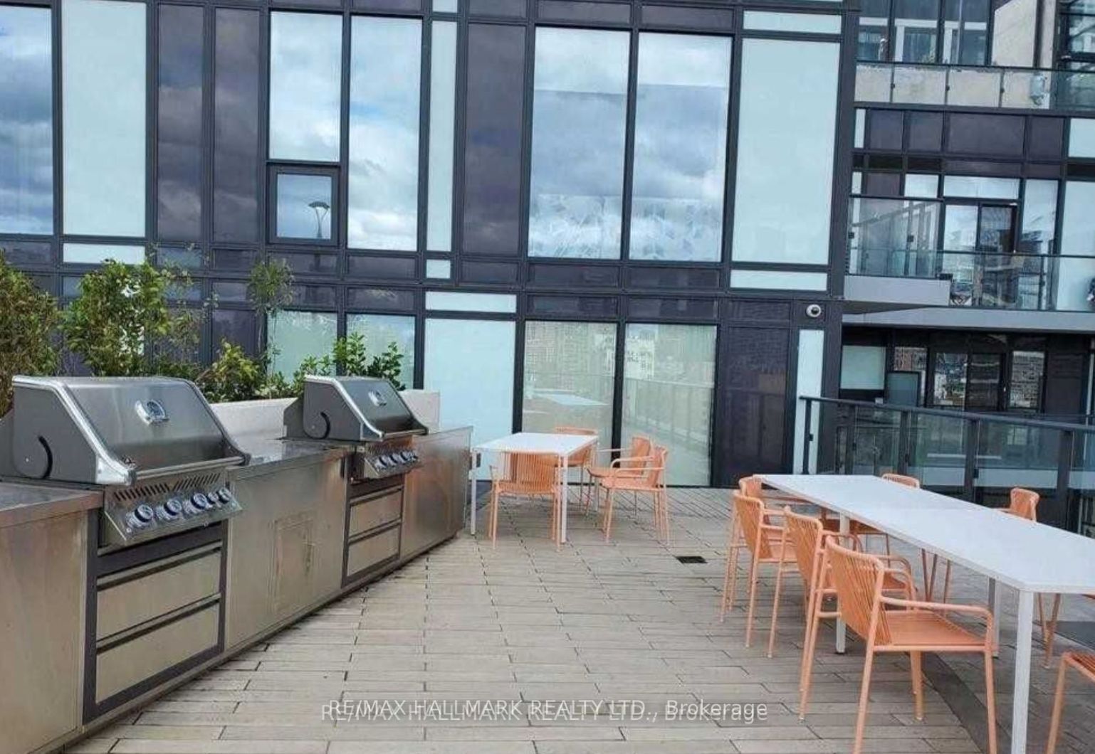 251 Jarvis St, #420