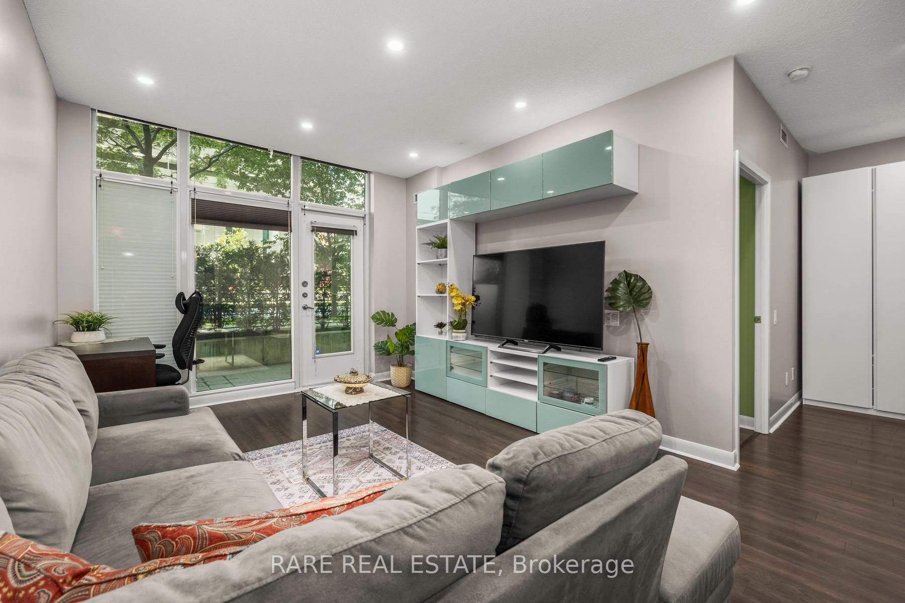 525 Wilson Ave, #143