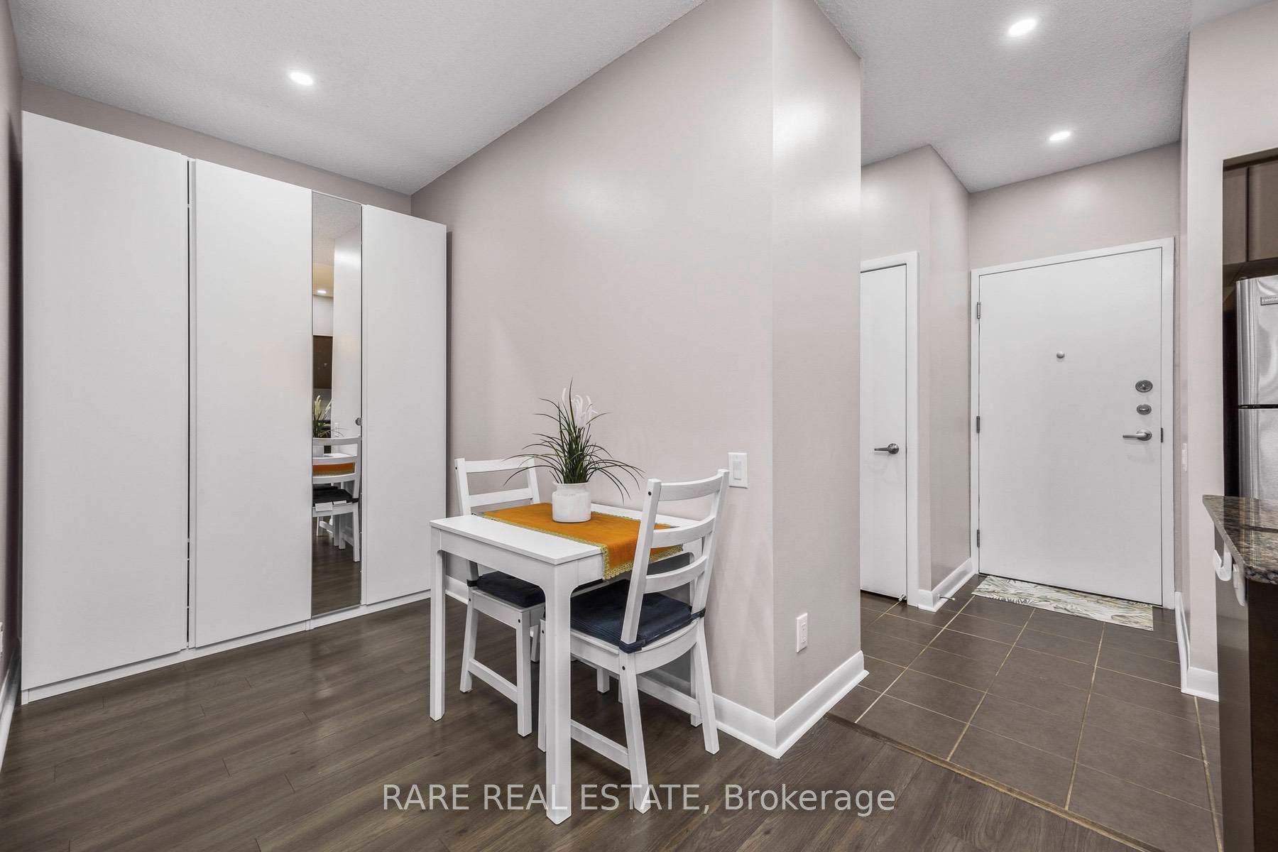 525 Wilson Ave, #143