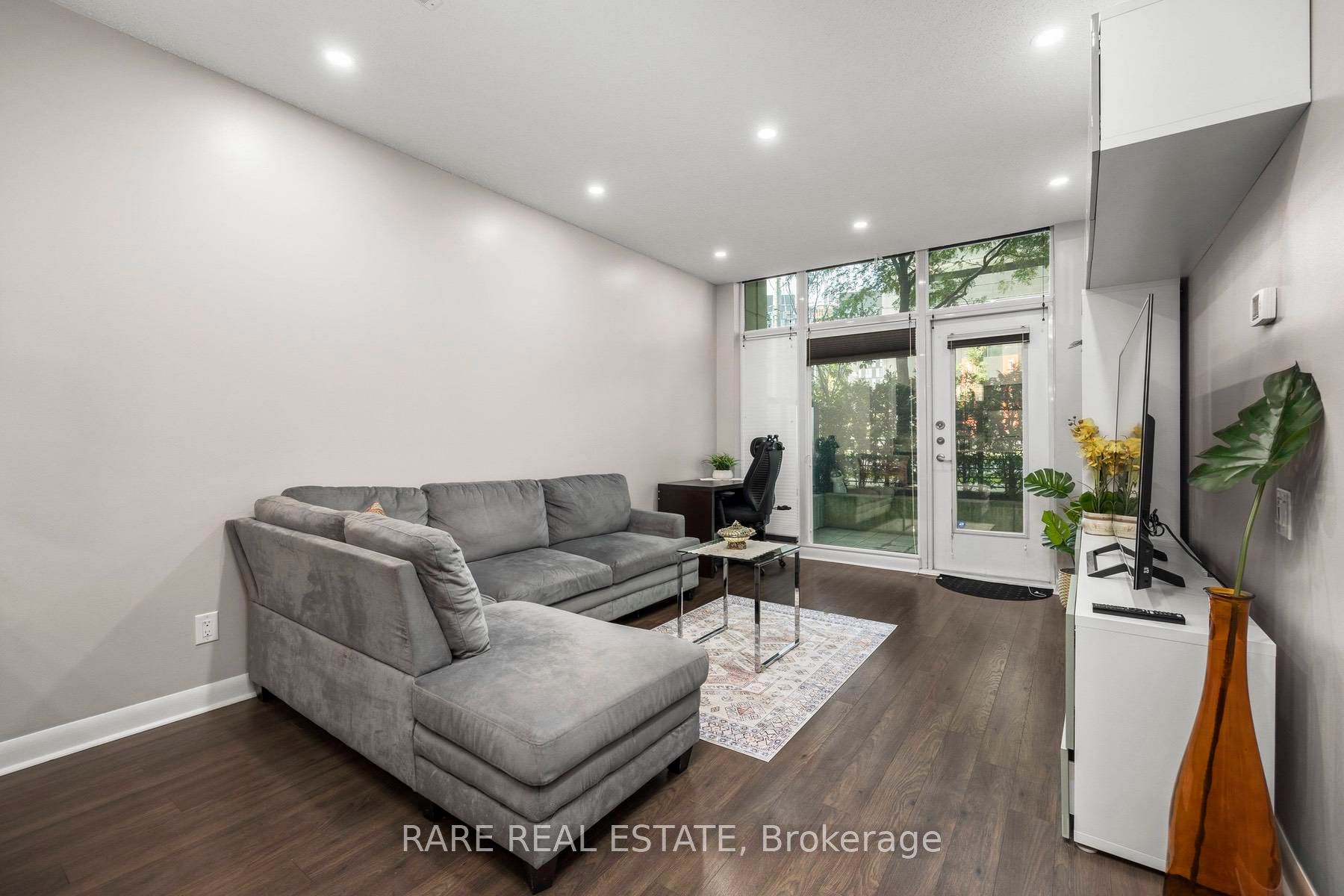 525 Wilson Ave, #143