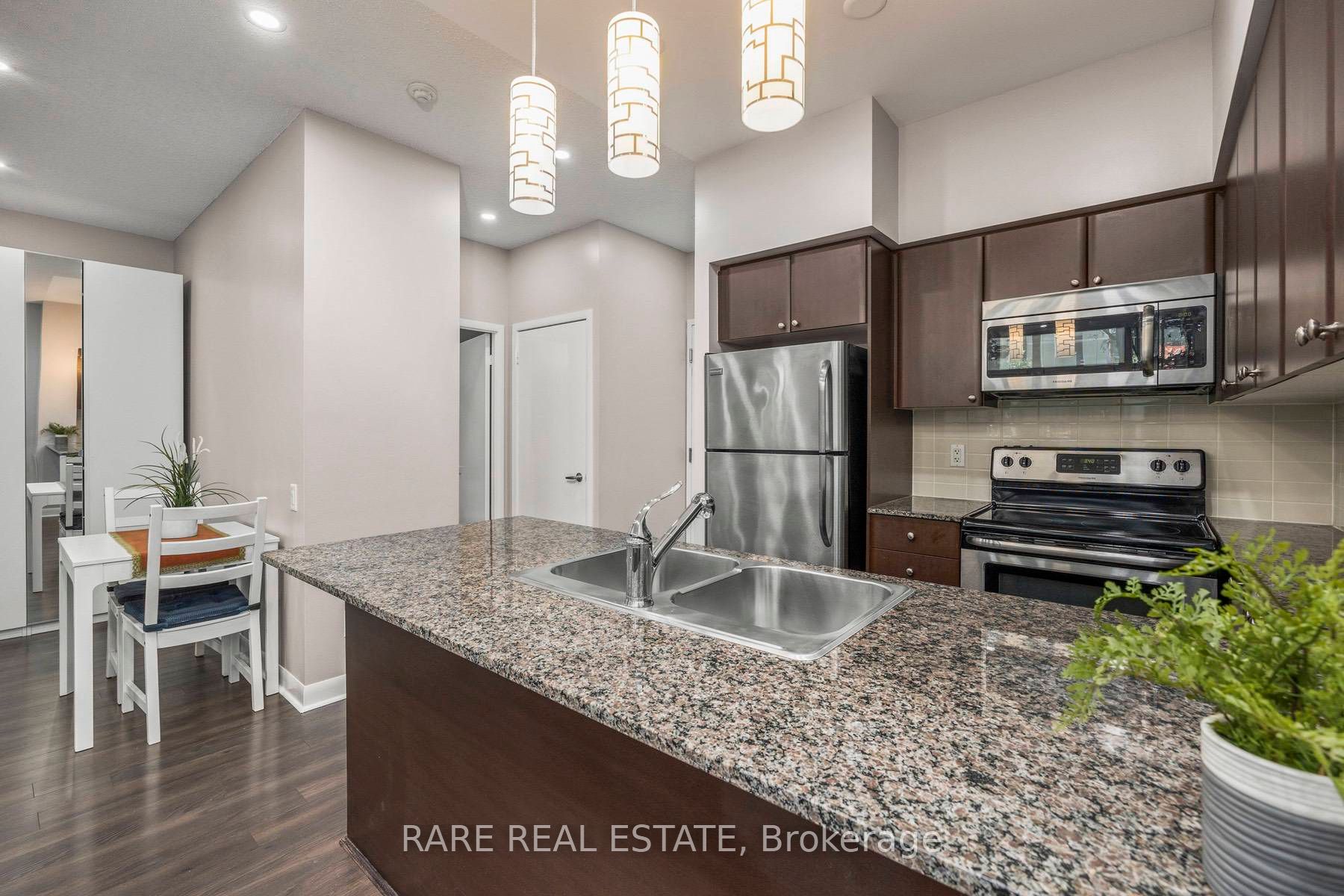 525 Wilson Ave, #143