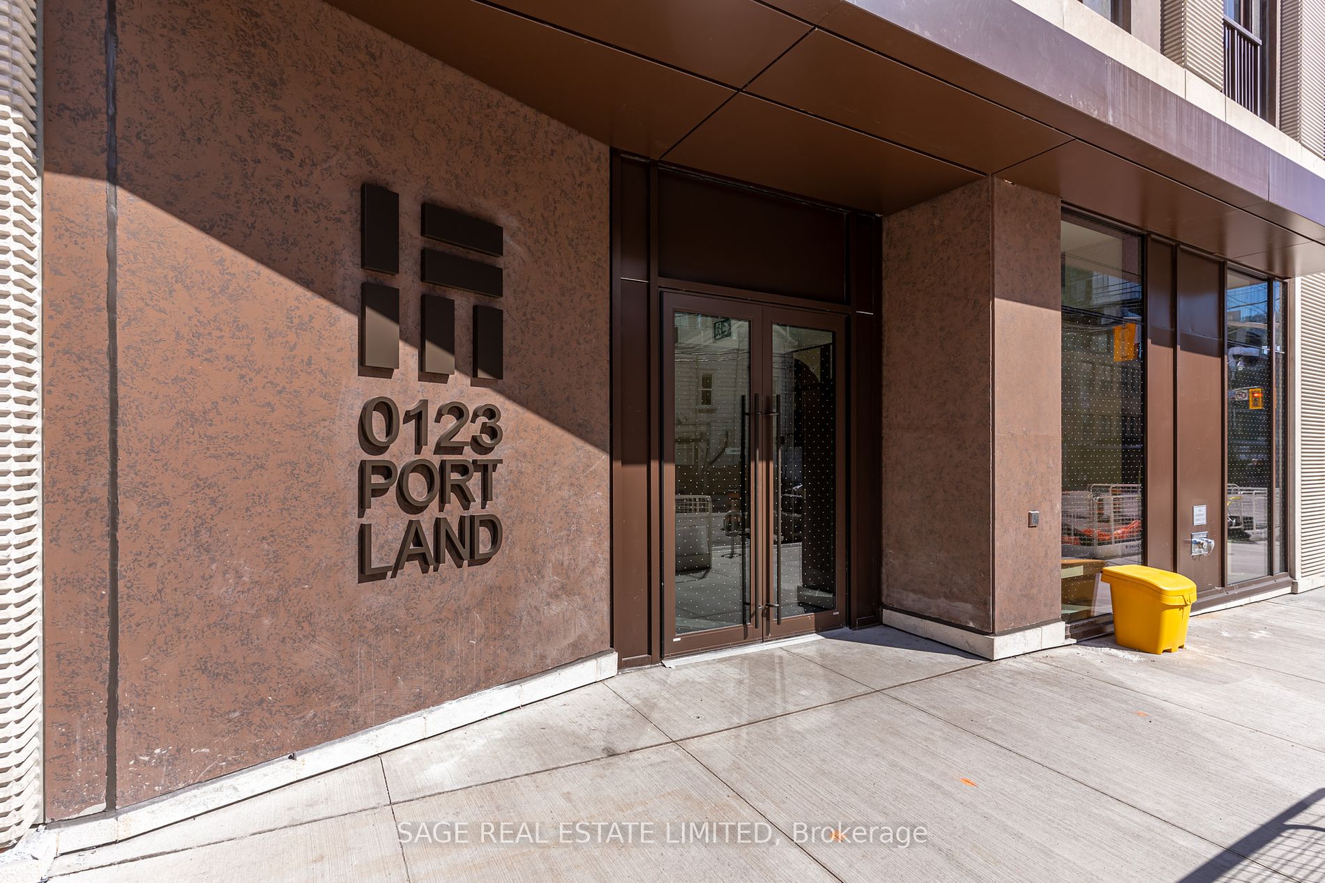 123 Portland St, #205