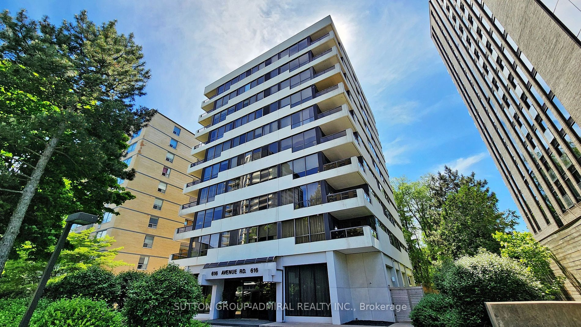 616 Avenue Rd, #602