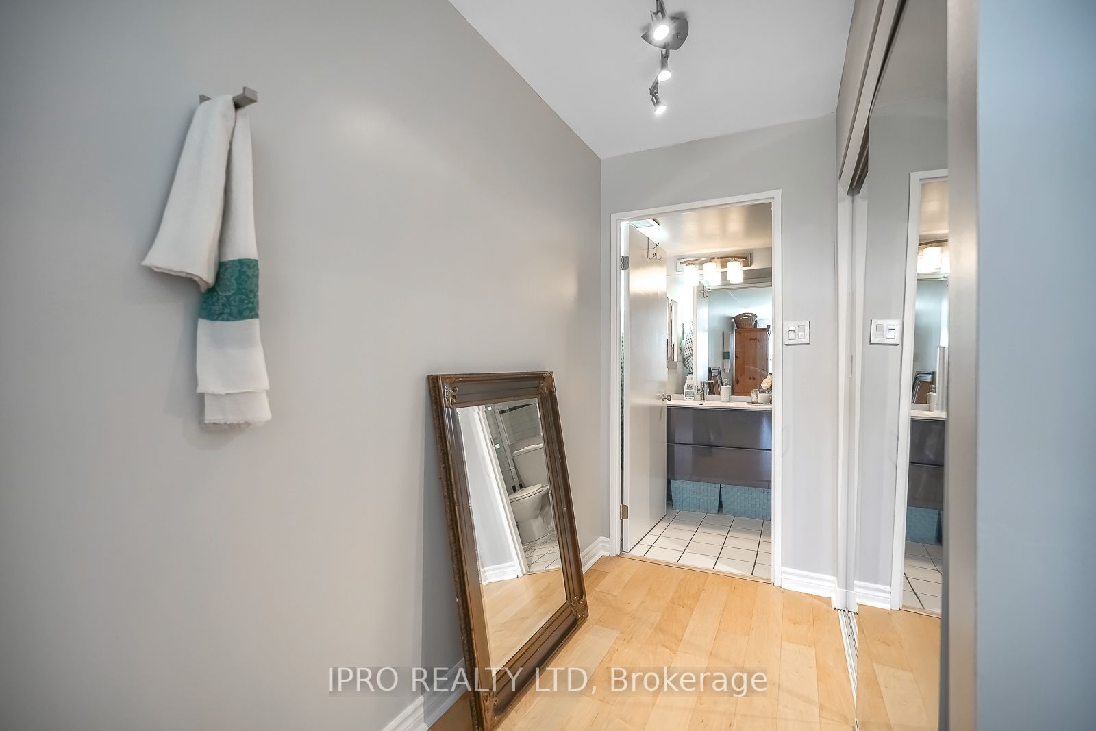 70 Mill St, #410