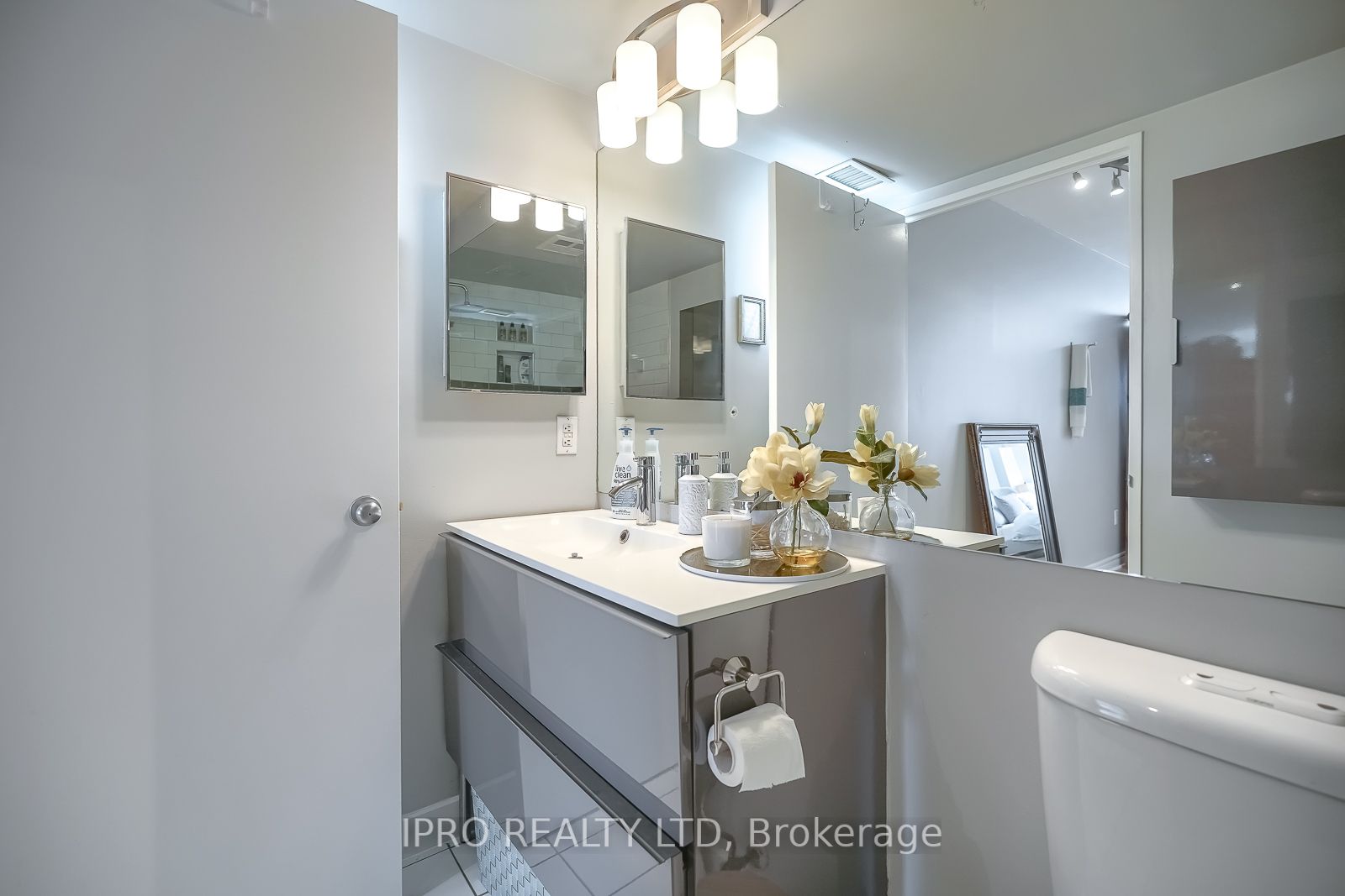 70 Mill St, #410