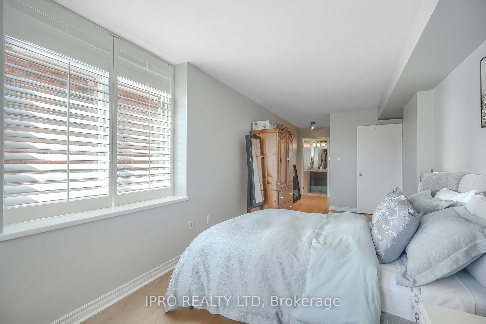70 Mill St, #410