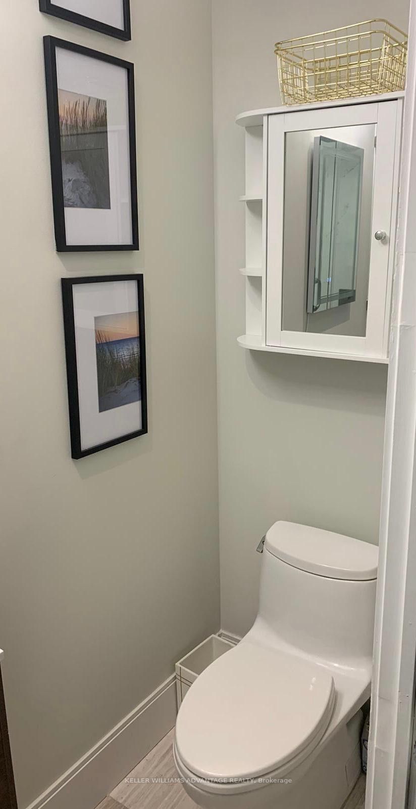 29 Queens Quay E, #616