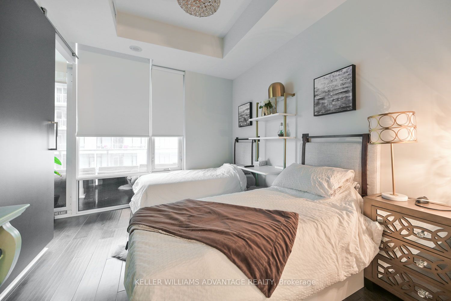 29 Queens Quay E, #616