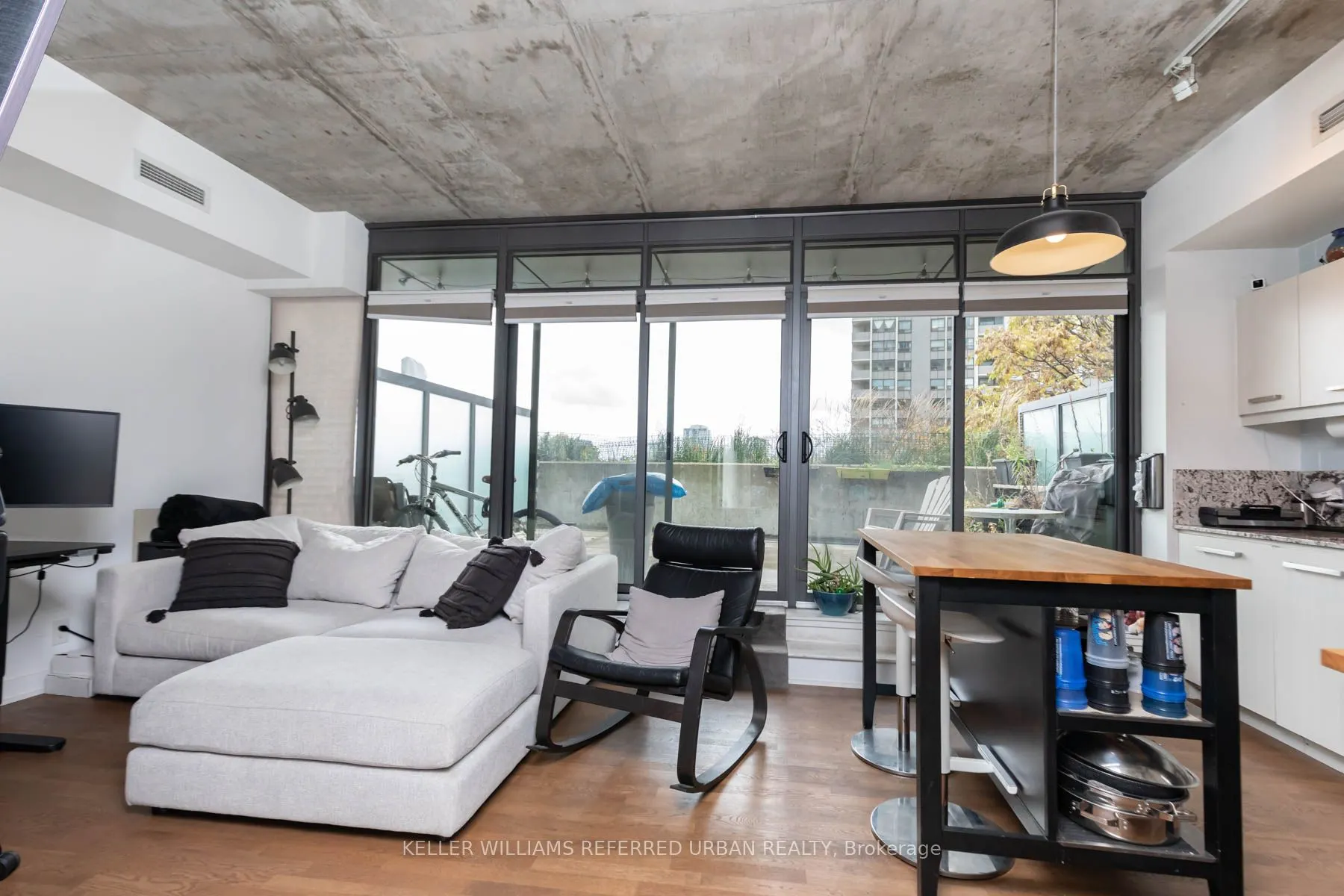 15 Beverley St, #503