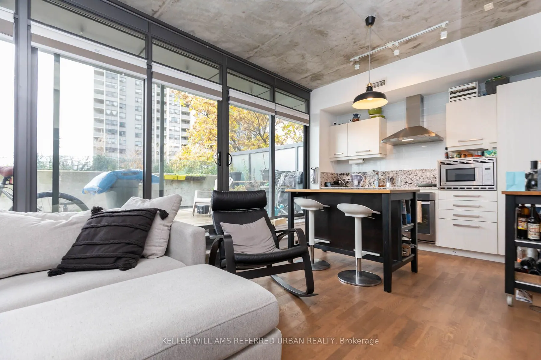15 Beverley St, #503