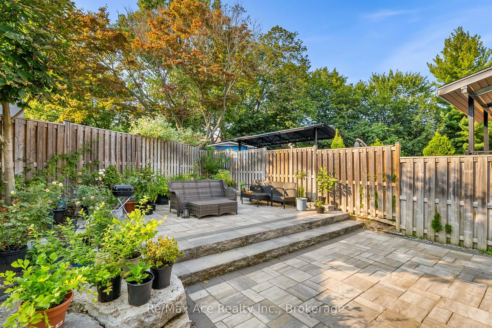 29 Alderdale Crt