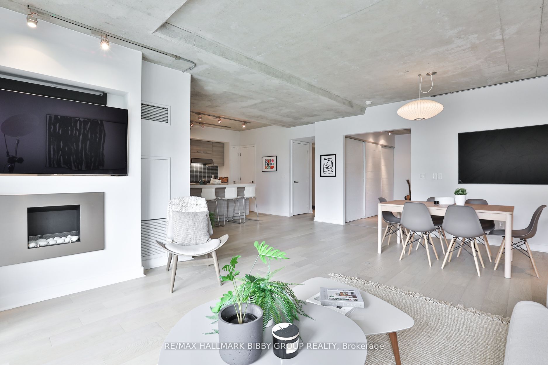 55 Stewart St, #637