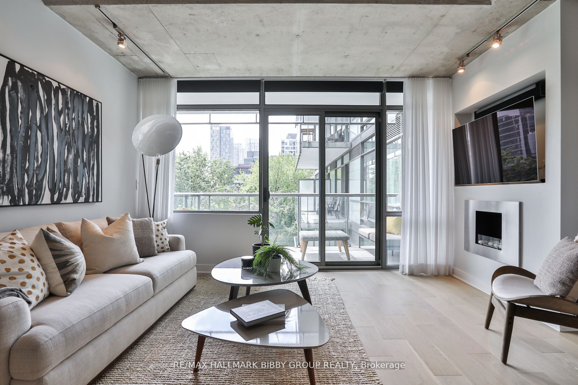 55 Stewart St, #637