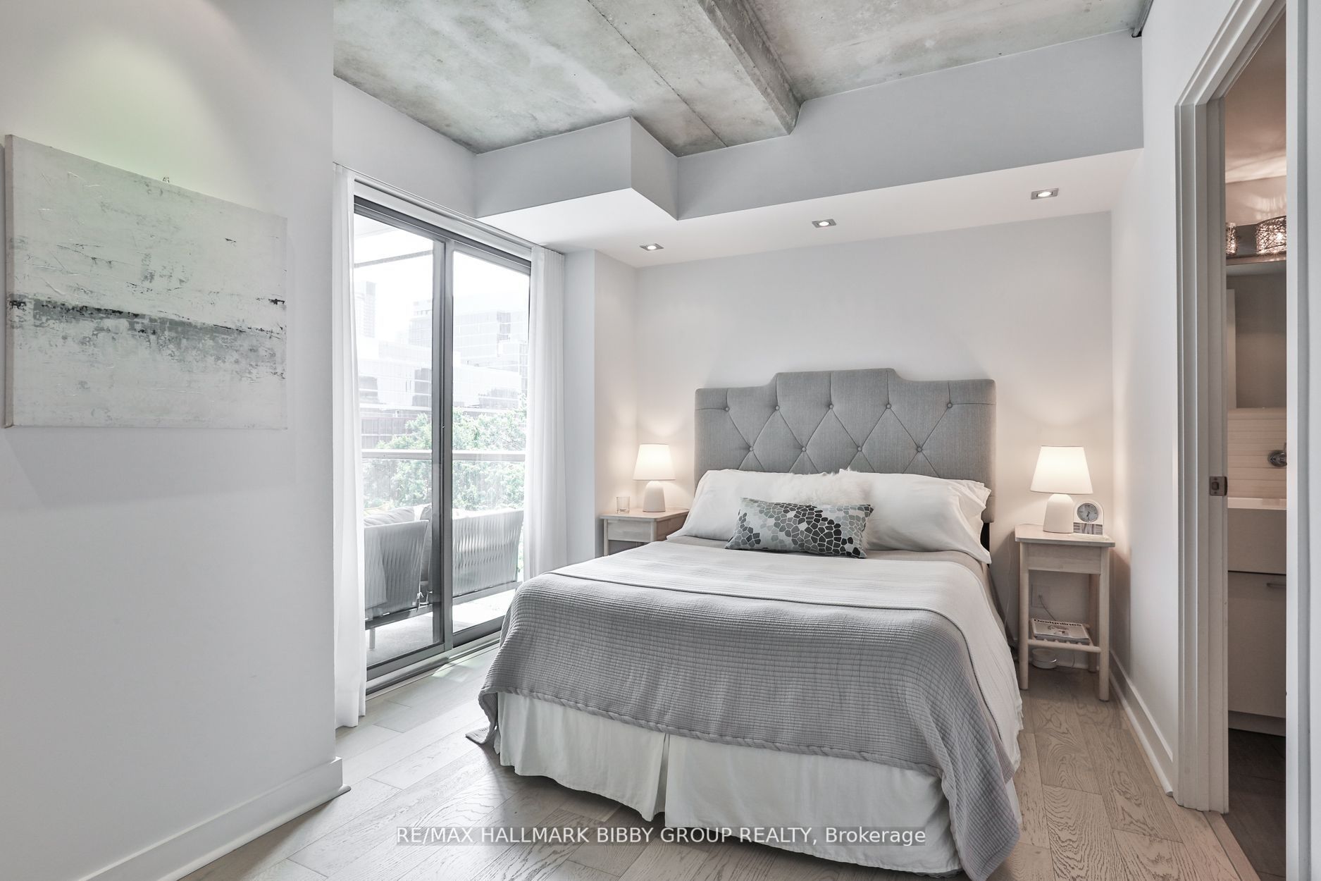 55 Stewart St, #637