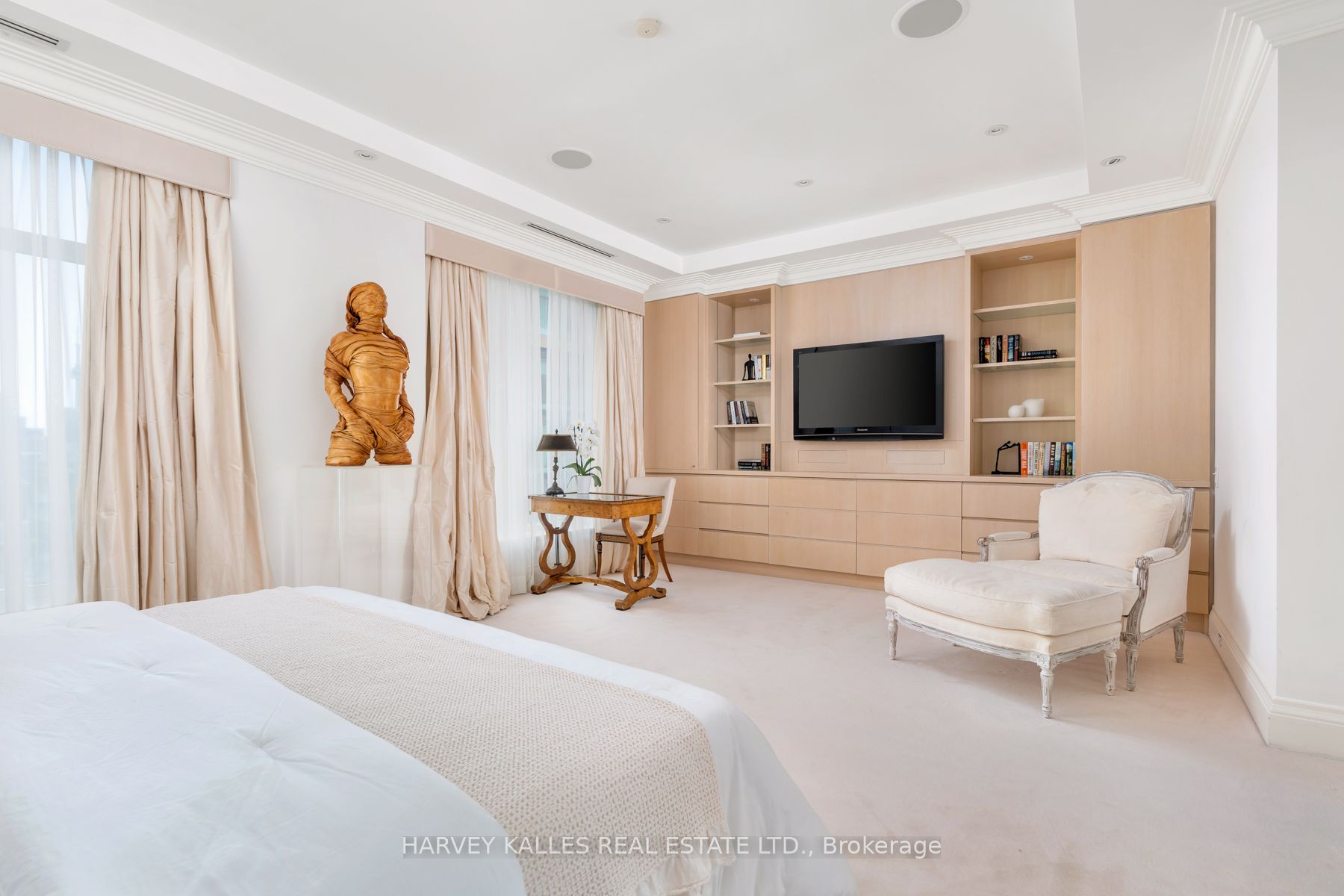 1 St Thomas St, #14B