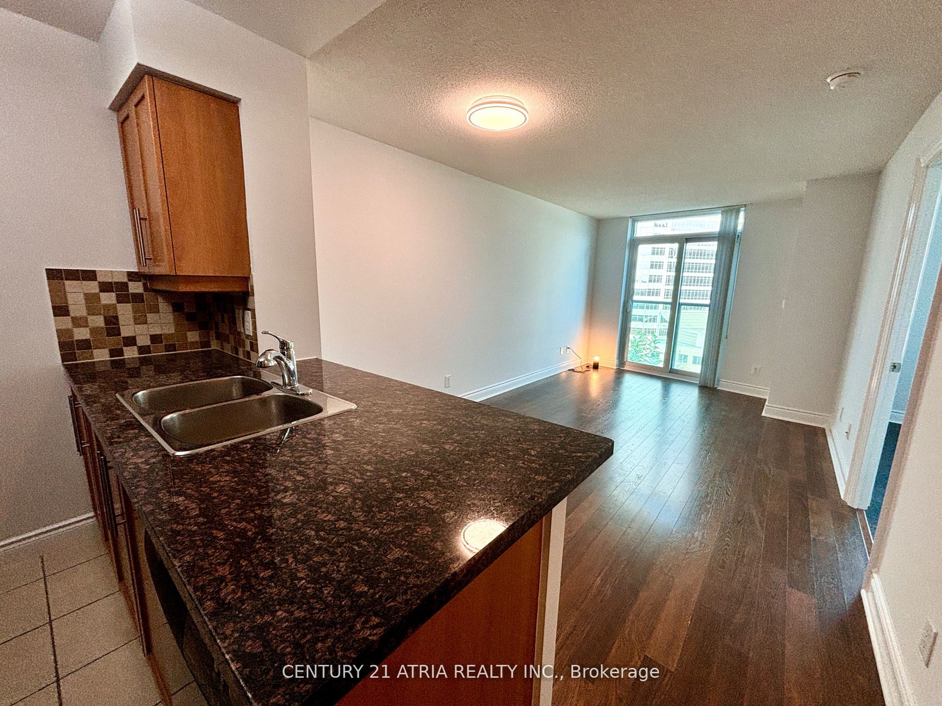 25 Greenview Ave, #924