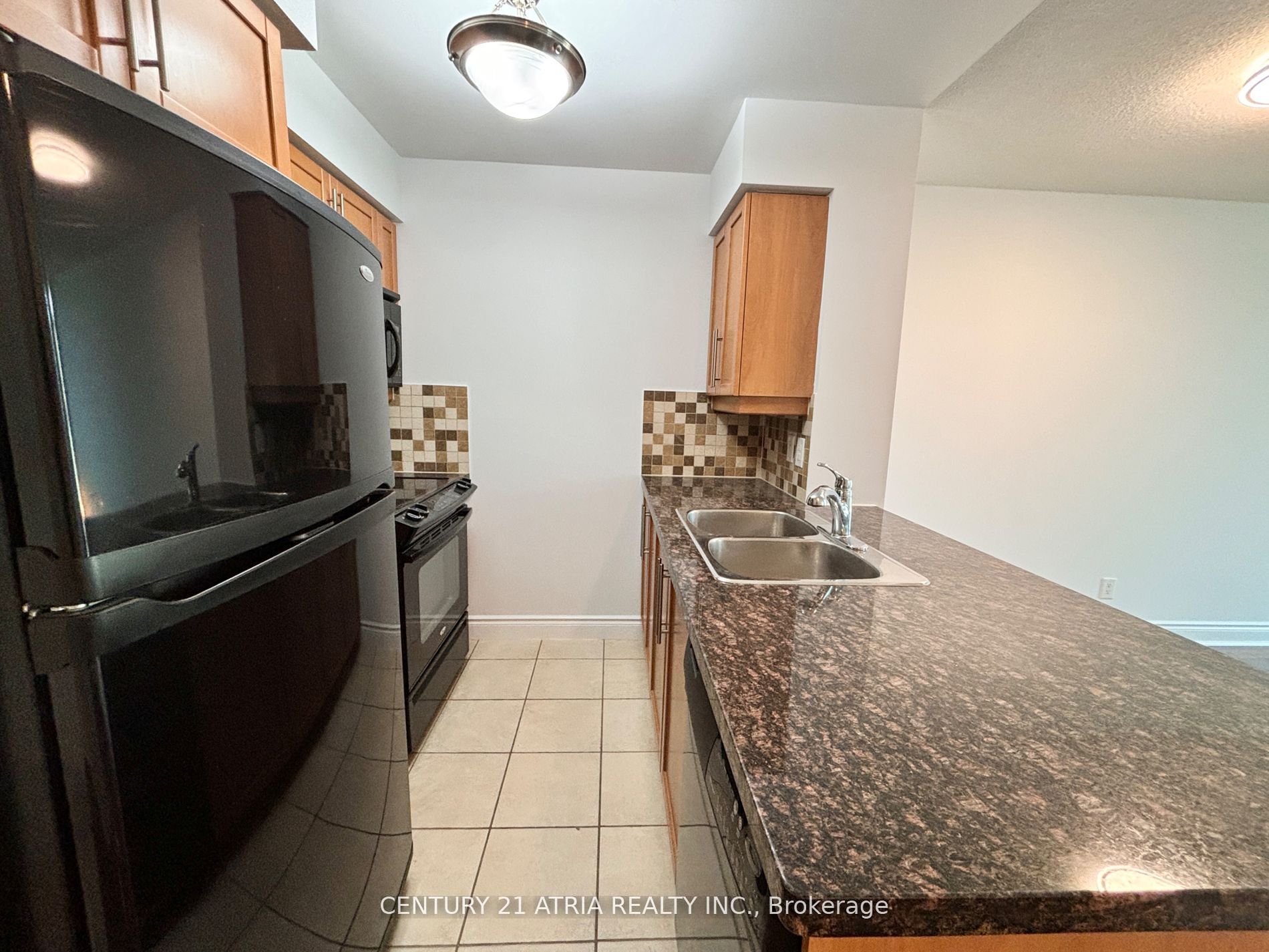 25 Greenview Ave, #924