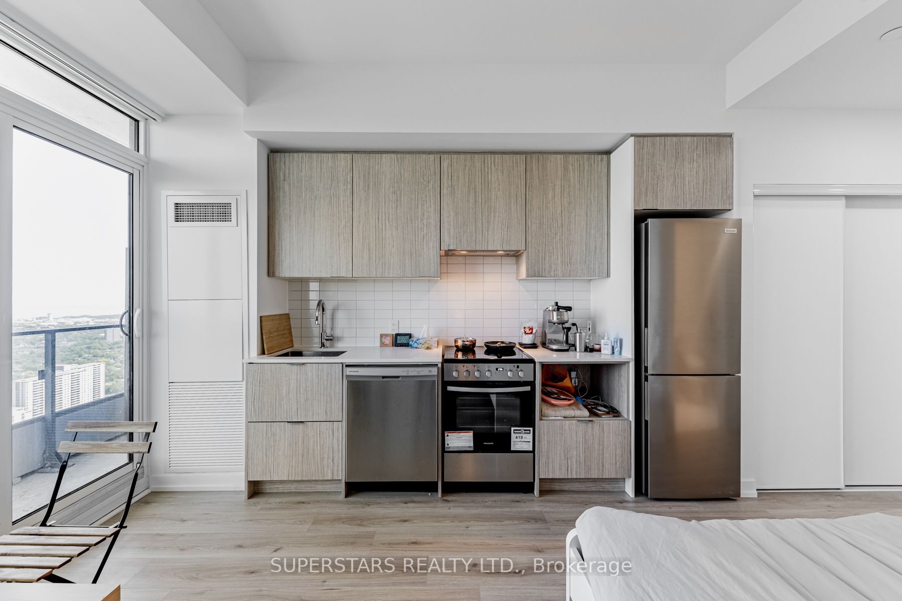 395 Bloor St E, #4508