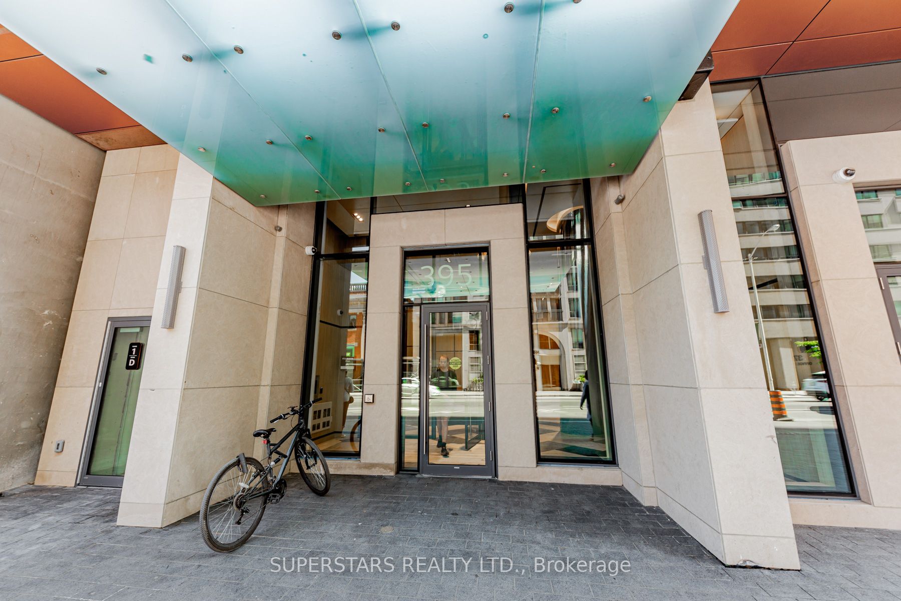 395 Bloor St E, #4508