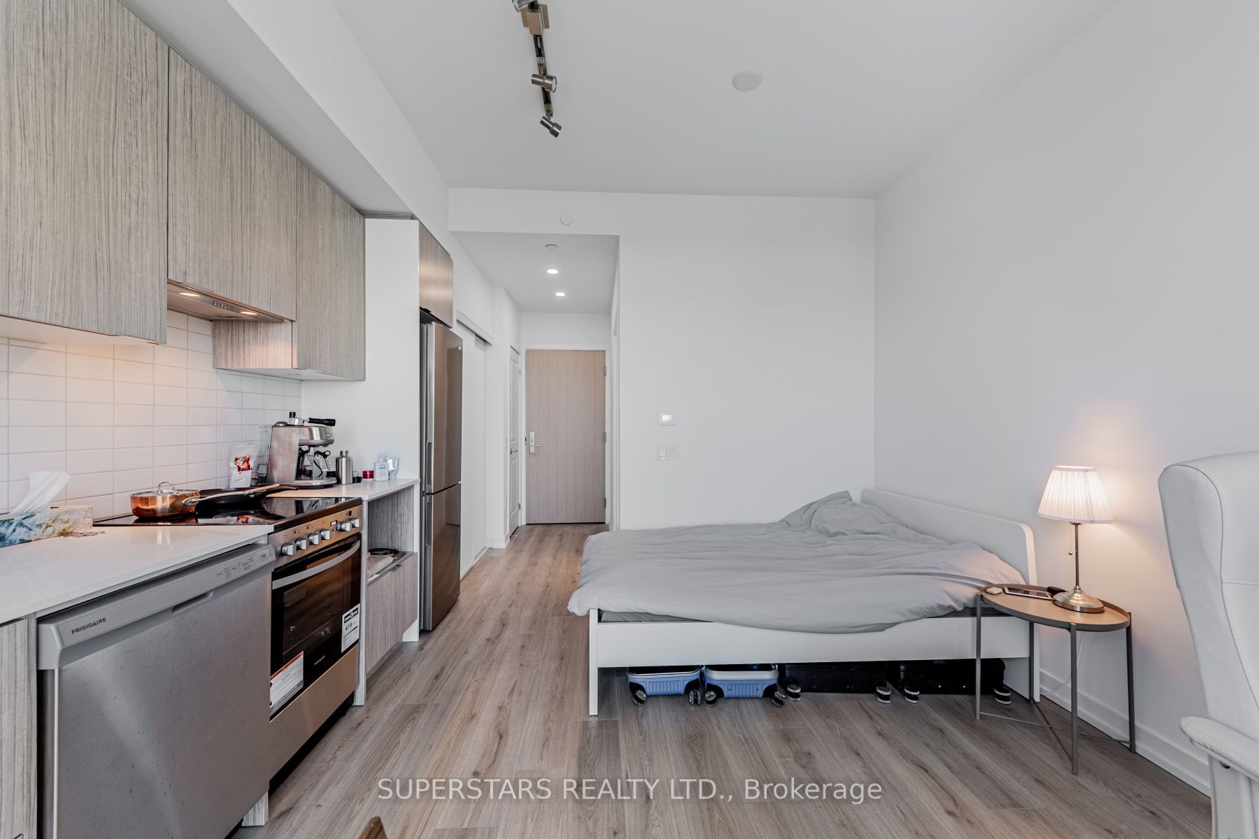 395 Bloor St E, #4508