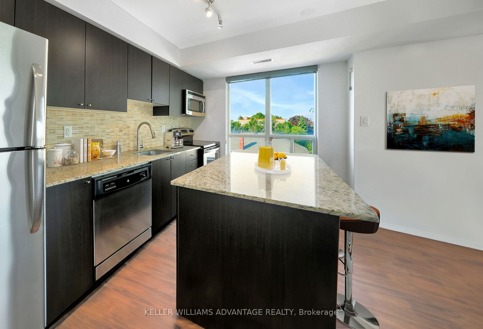 801 Sheppard Ave W, #512