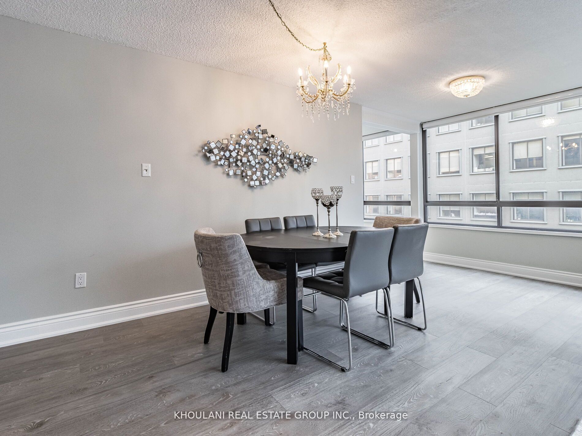 280 Simcoe St, #709
