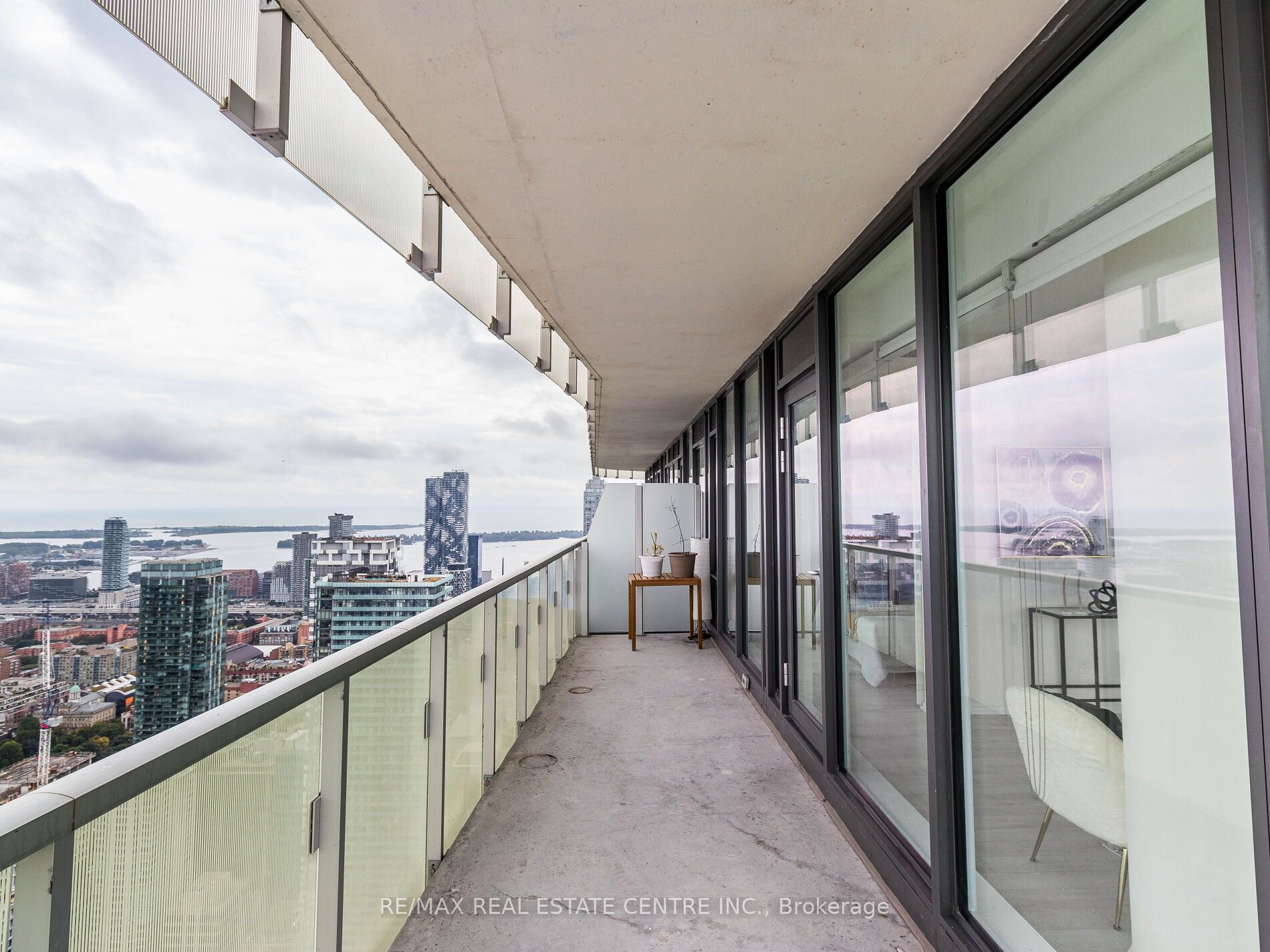 197 Yonge St, #5102