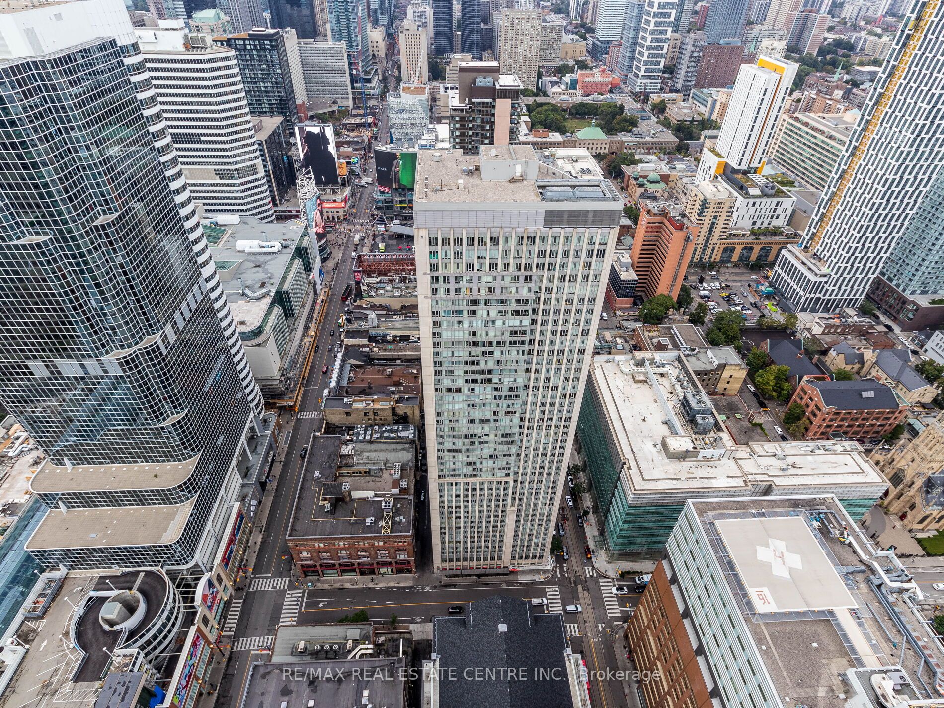 197 Yonge St, #5102
