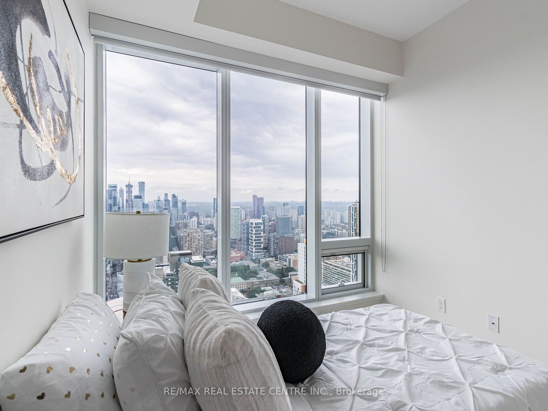197 Yonge St, #5102