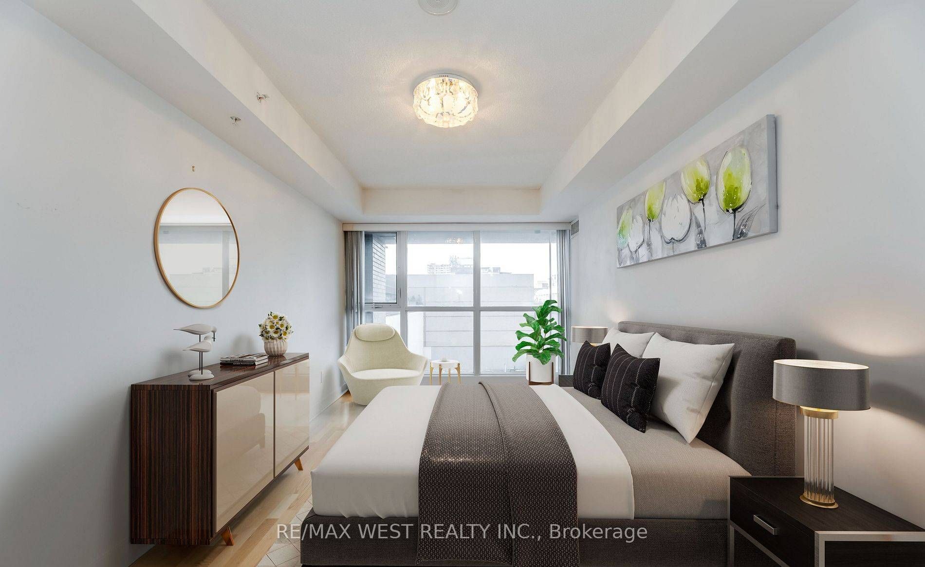 295 ADELAIDE St W, #802