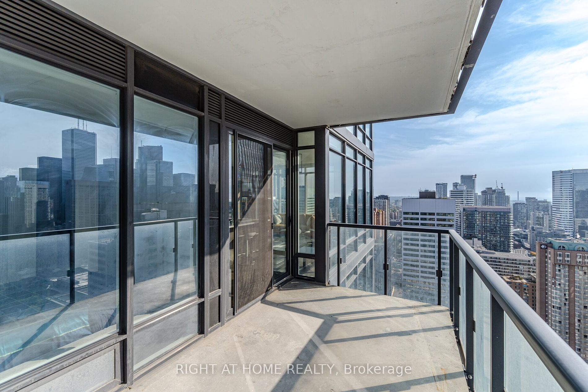 488 University Ave, #2507