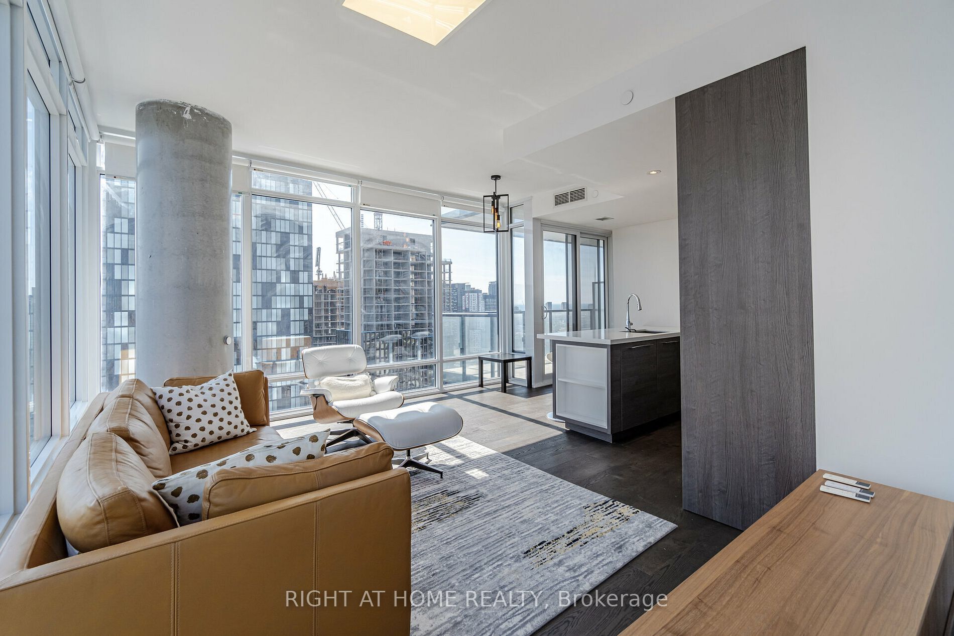 488 University Ave, #2507