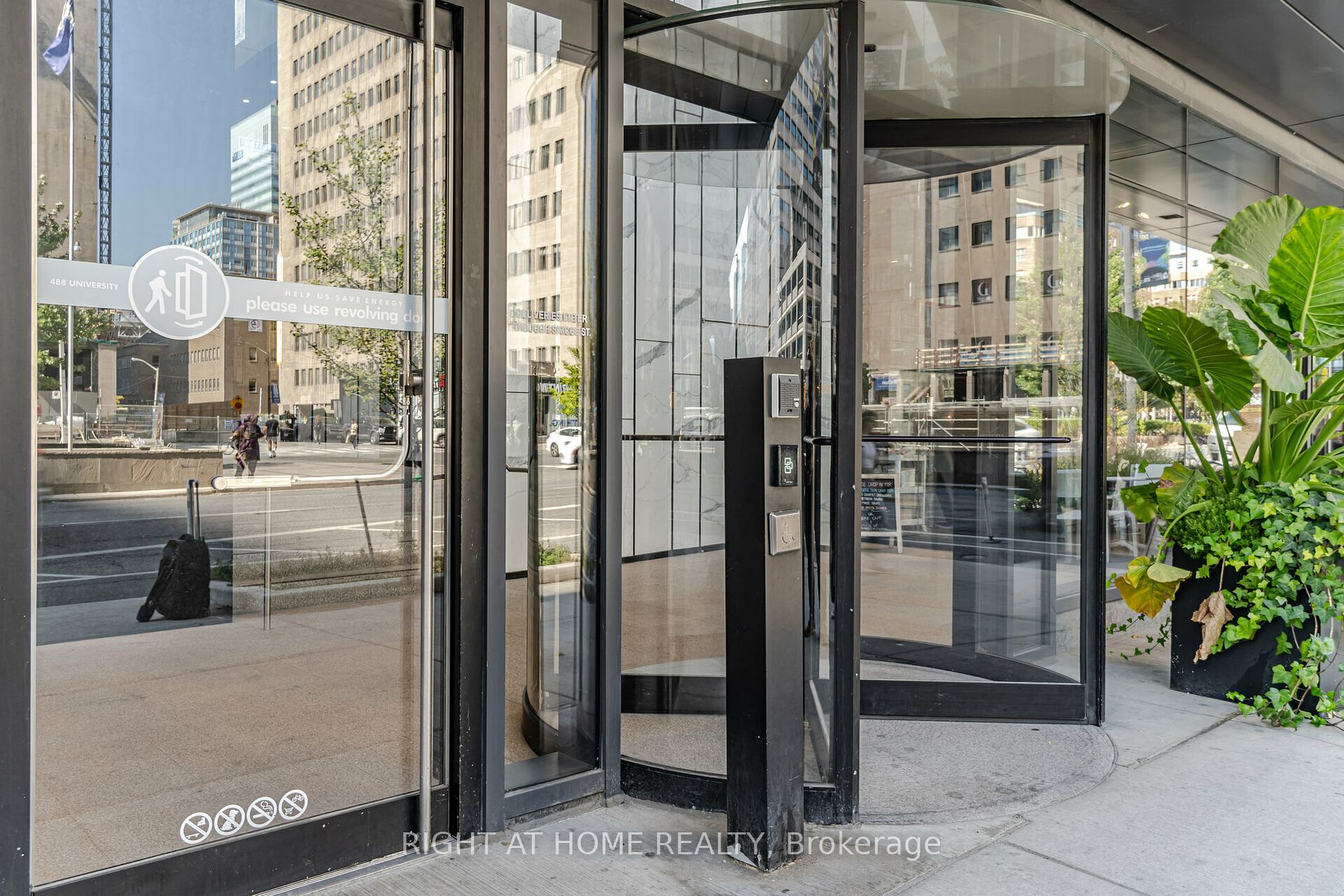 488 University Ave, #2507