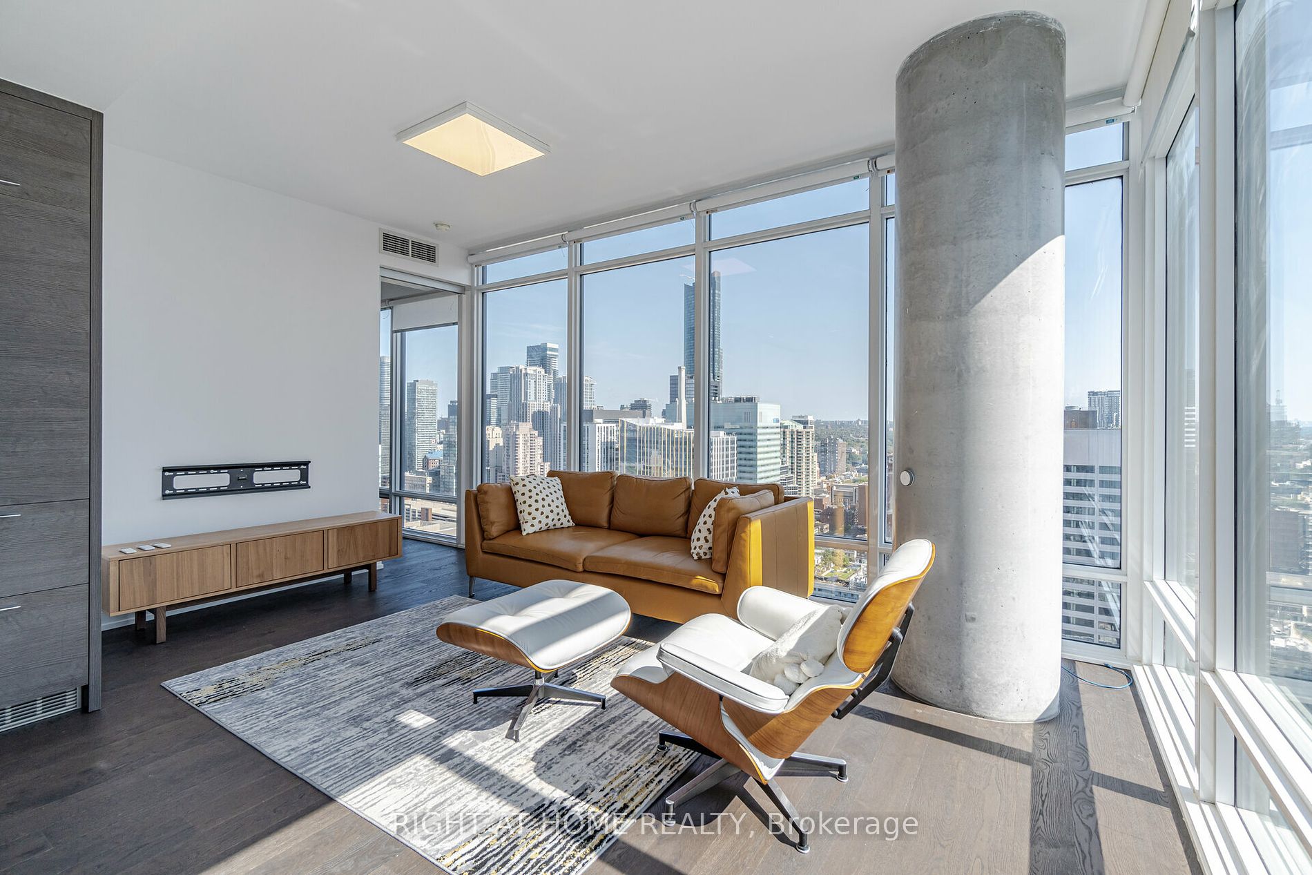 488 University Ave, #2507