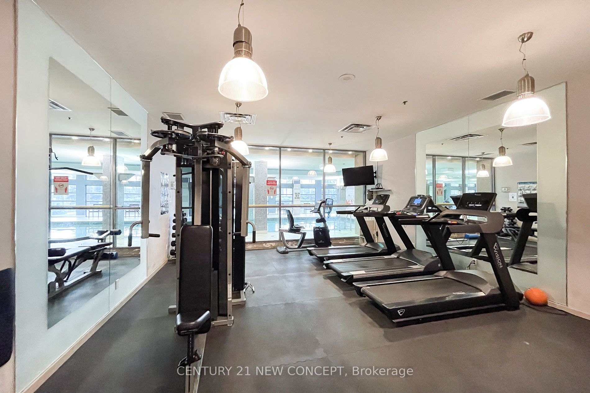 23 Hollywood Ave, #2803