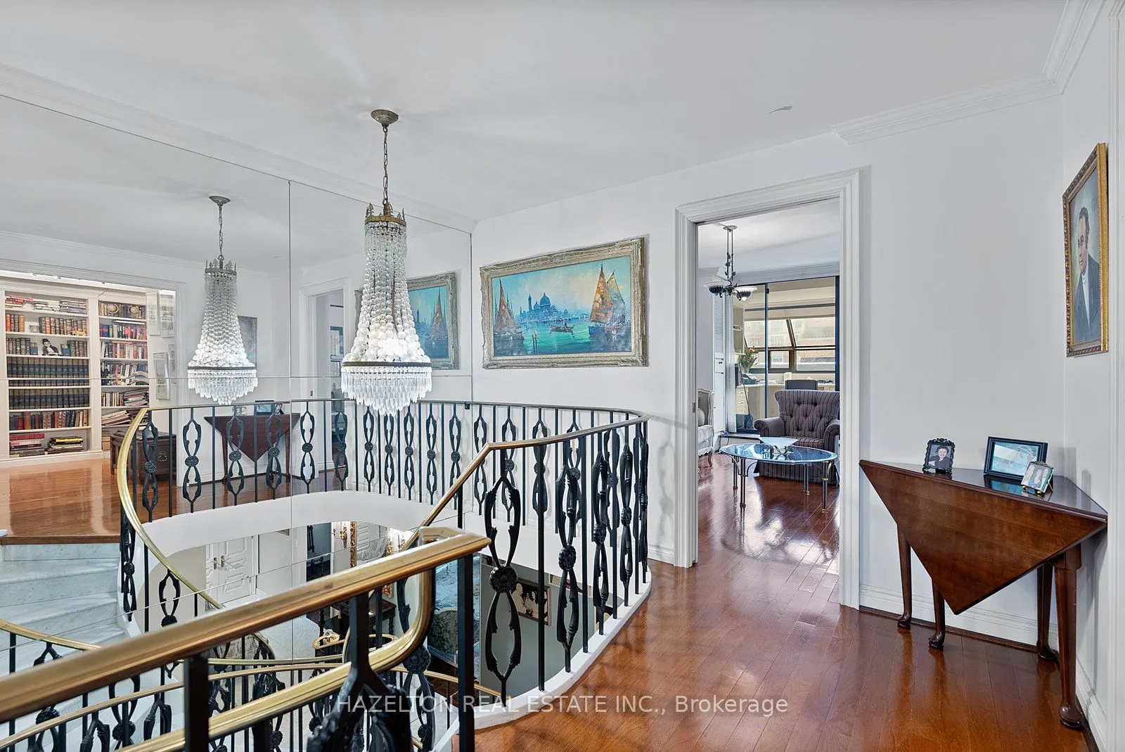 18A Hazelton Avenue, #402